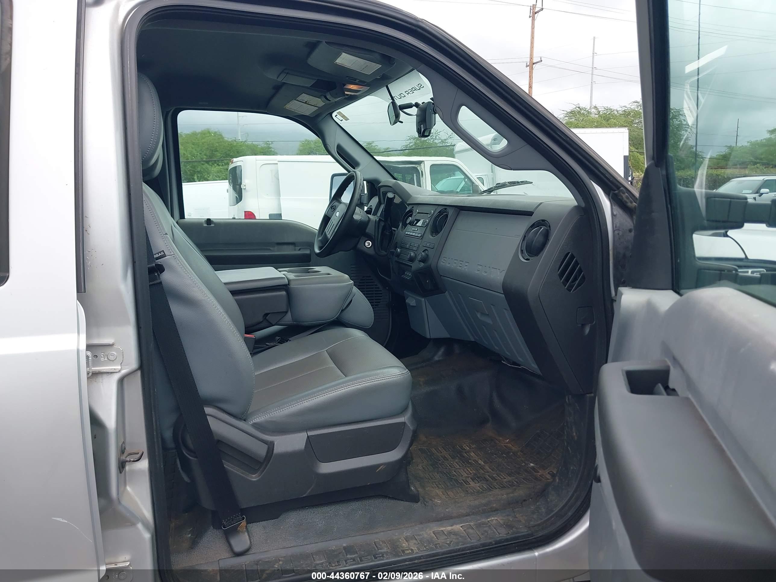 FORD F-450 image 7