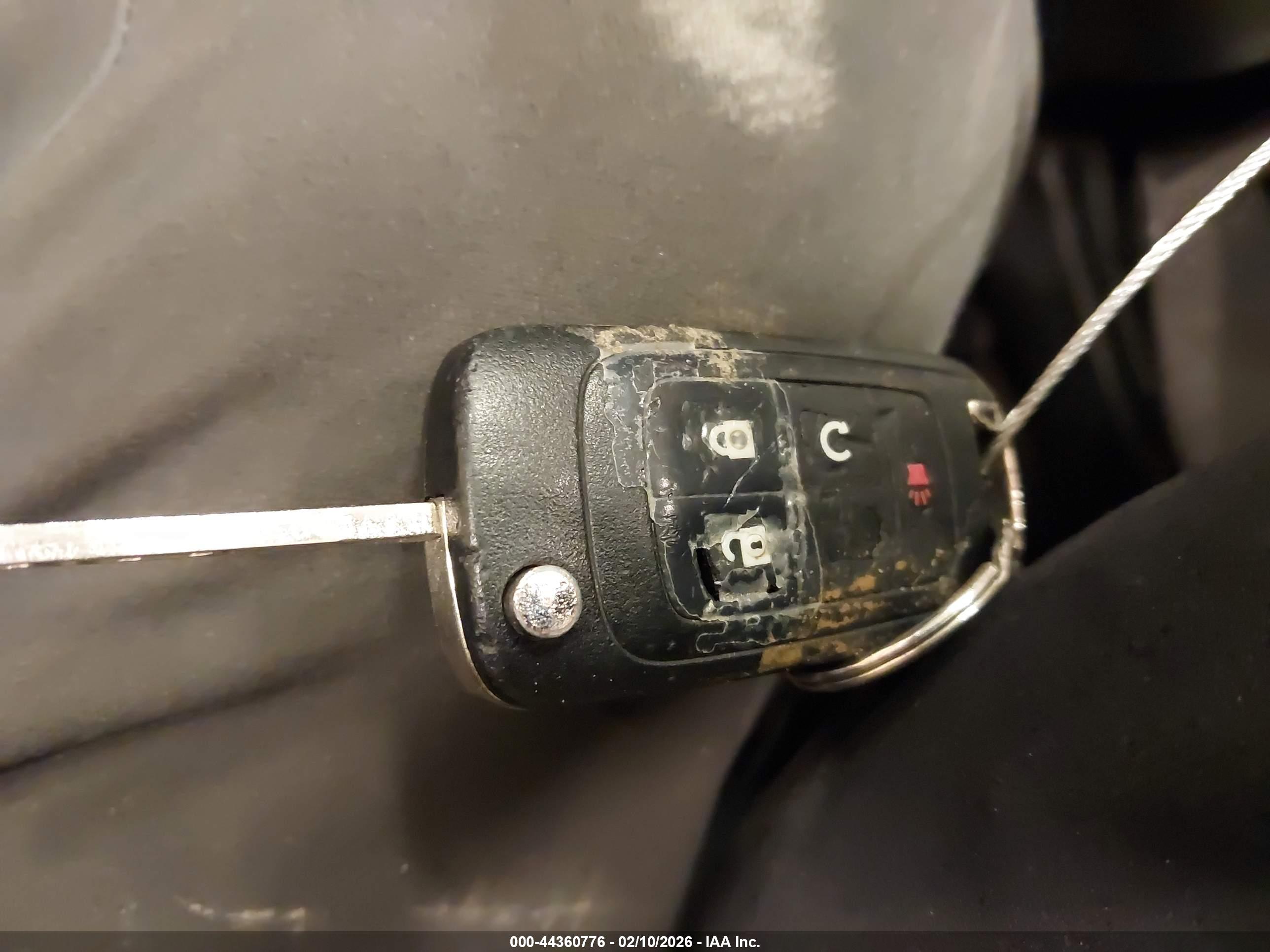 CHEVROLET EQUINOX image 11
