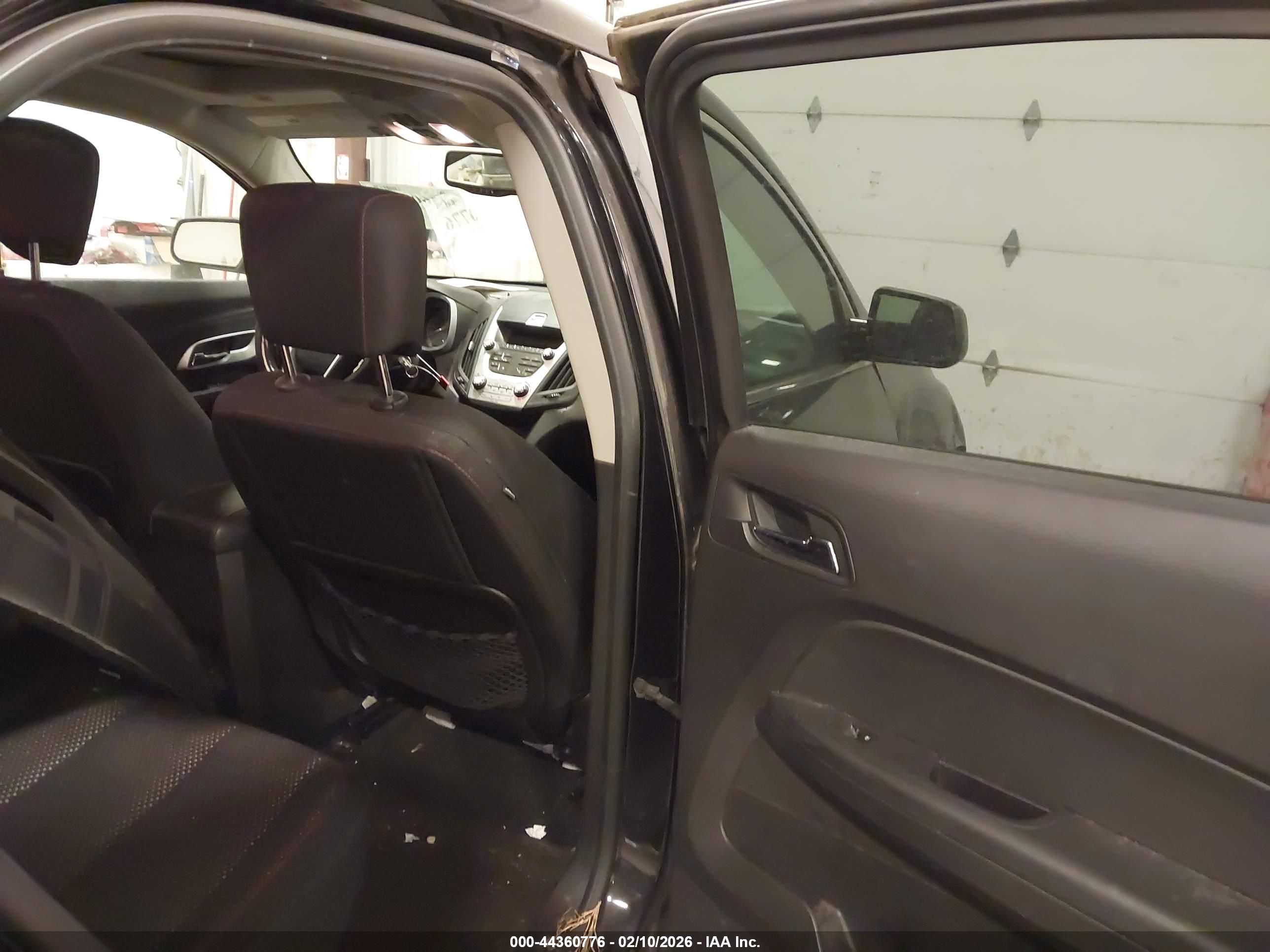 CHEVROLET EQUINOX image 8