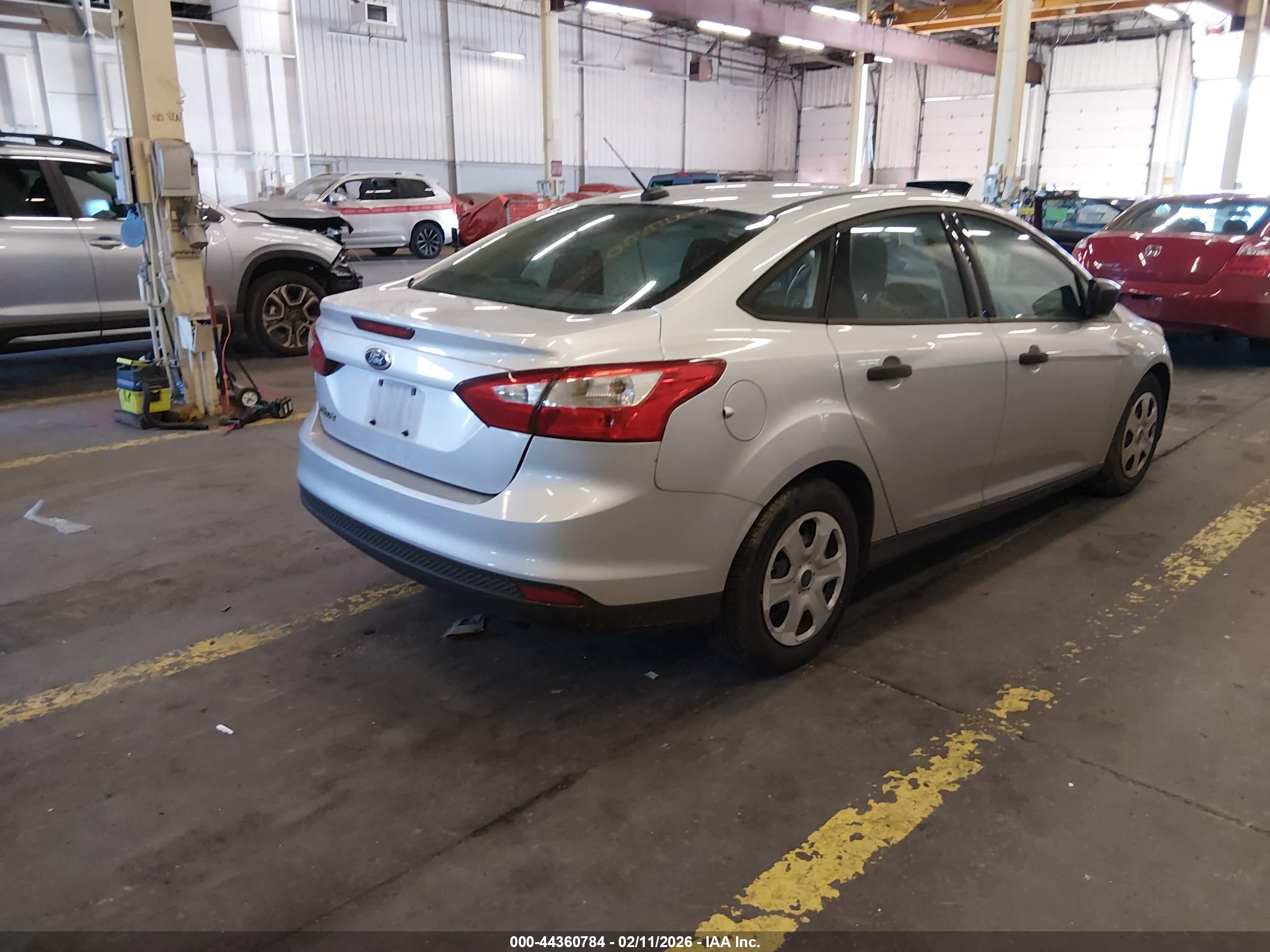 FORD FOCUS image 4