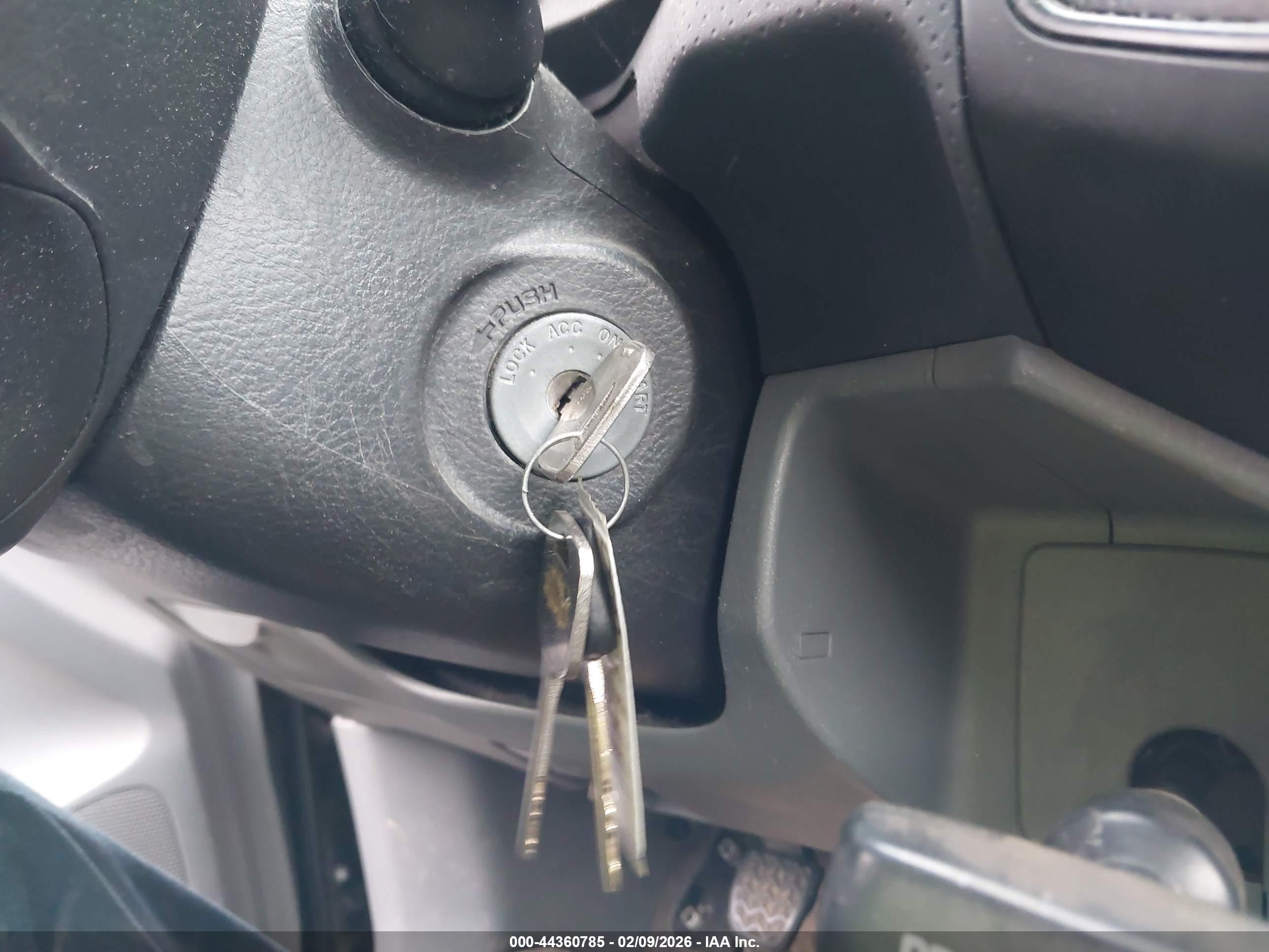 TOYOTA TACOMA image 11