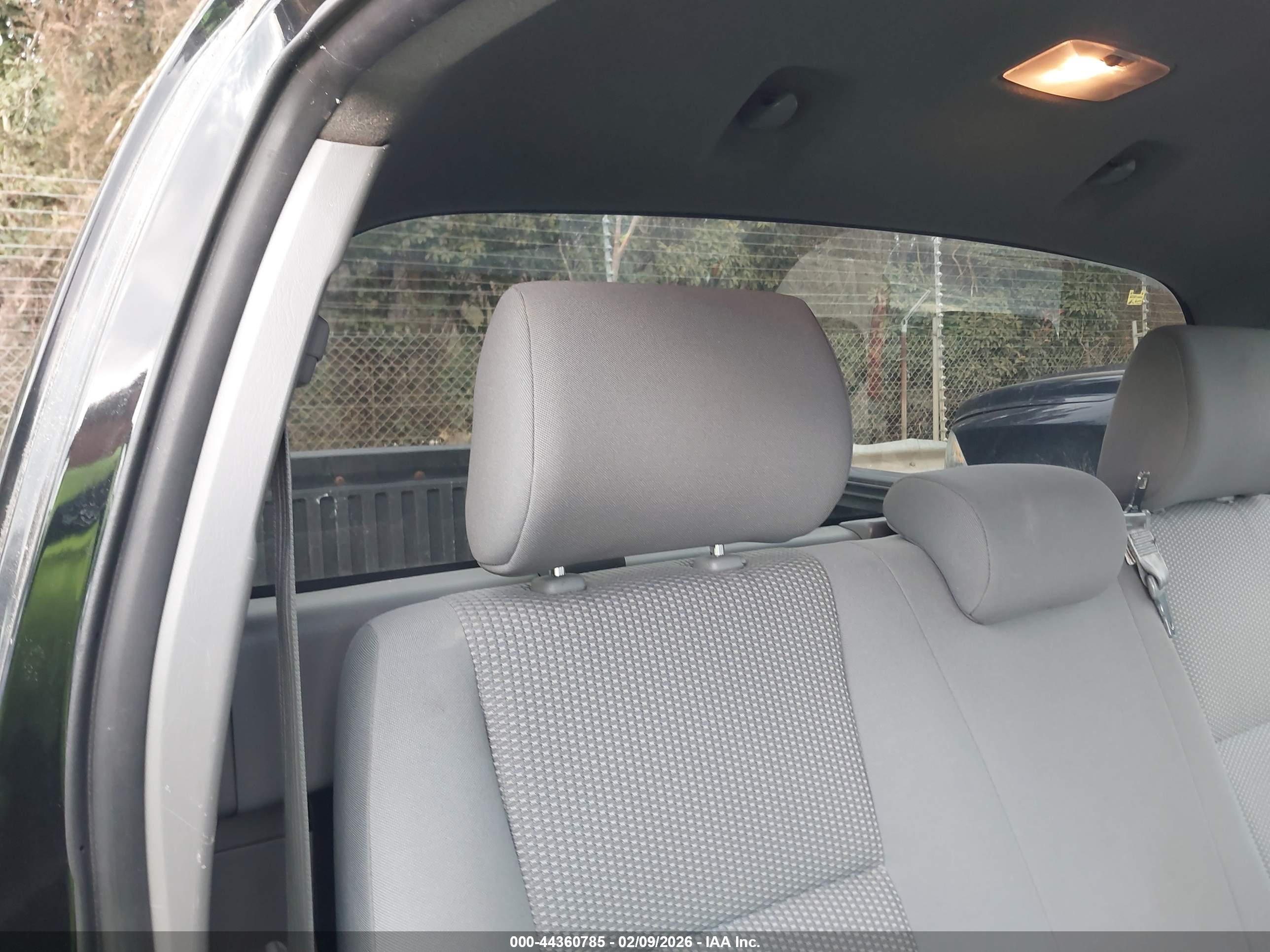 TOYOTA TACOMA image 8