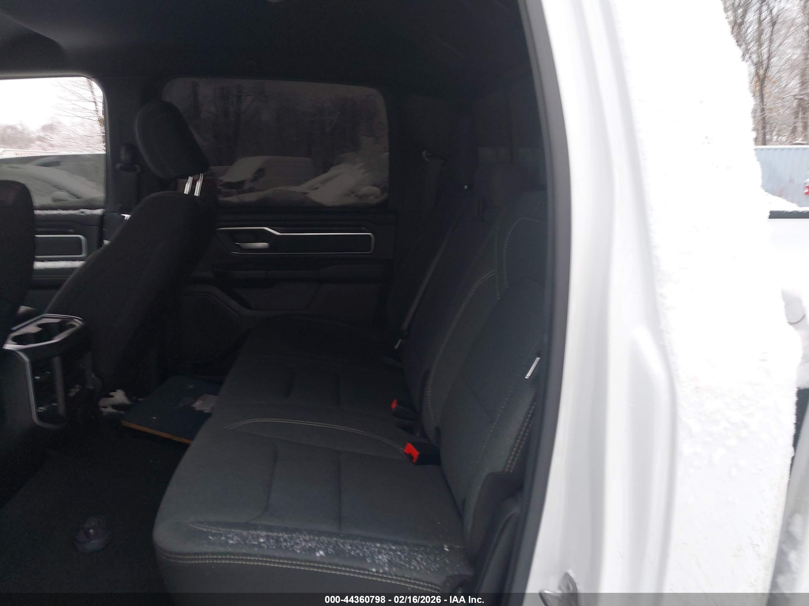 RAM 1500 image 8