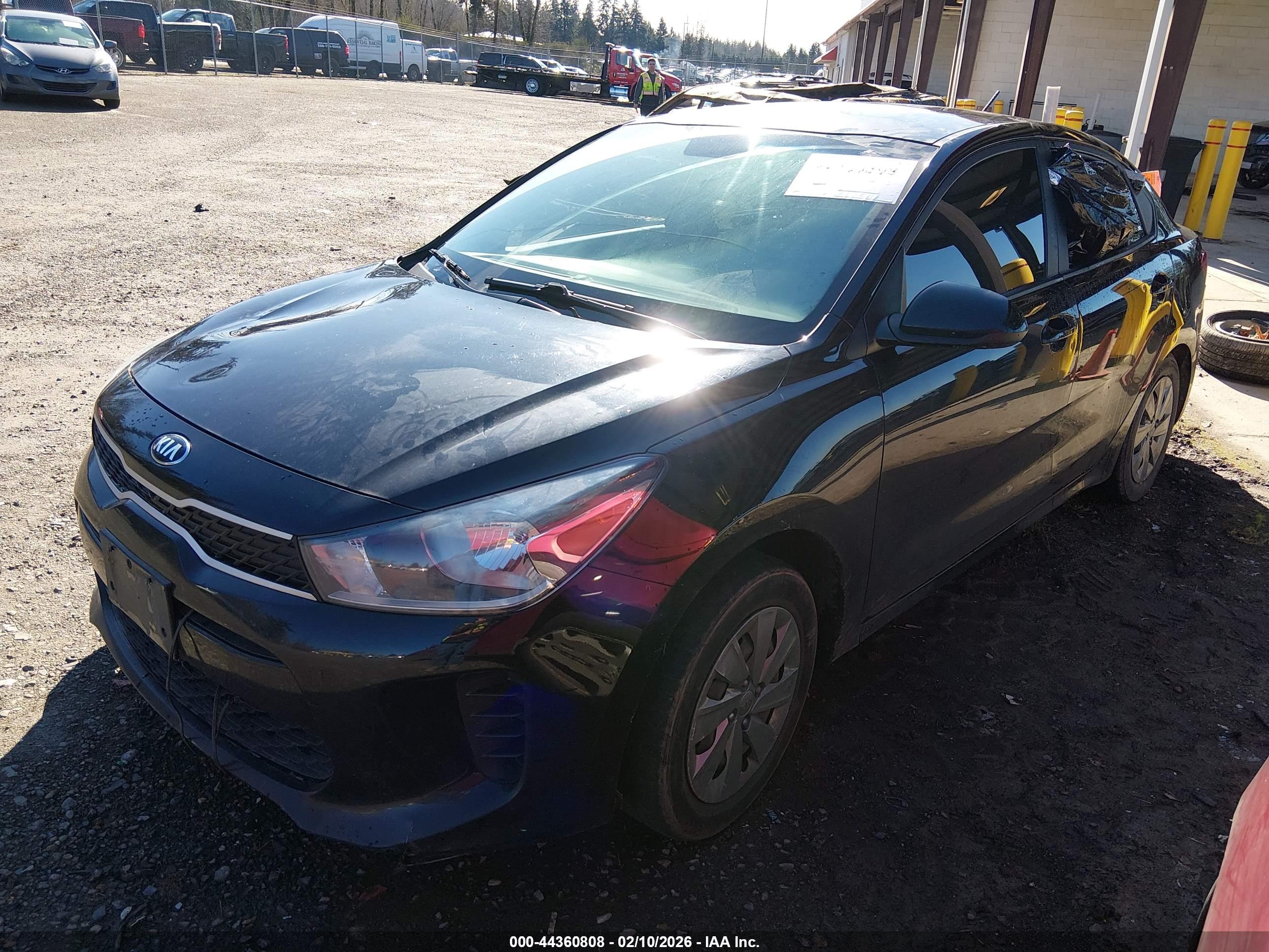 KIA RIO image 2