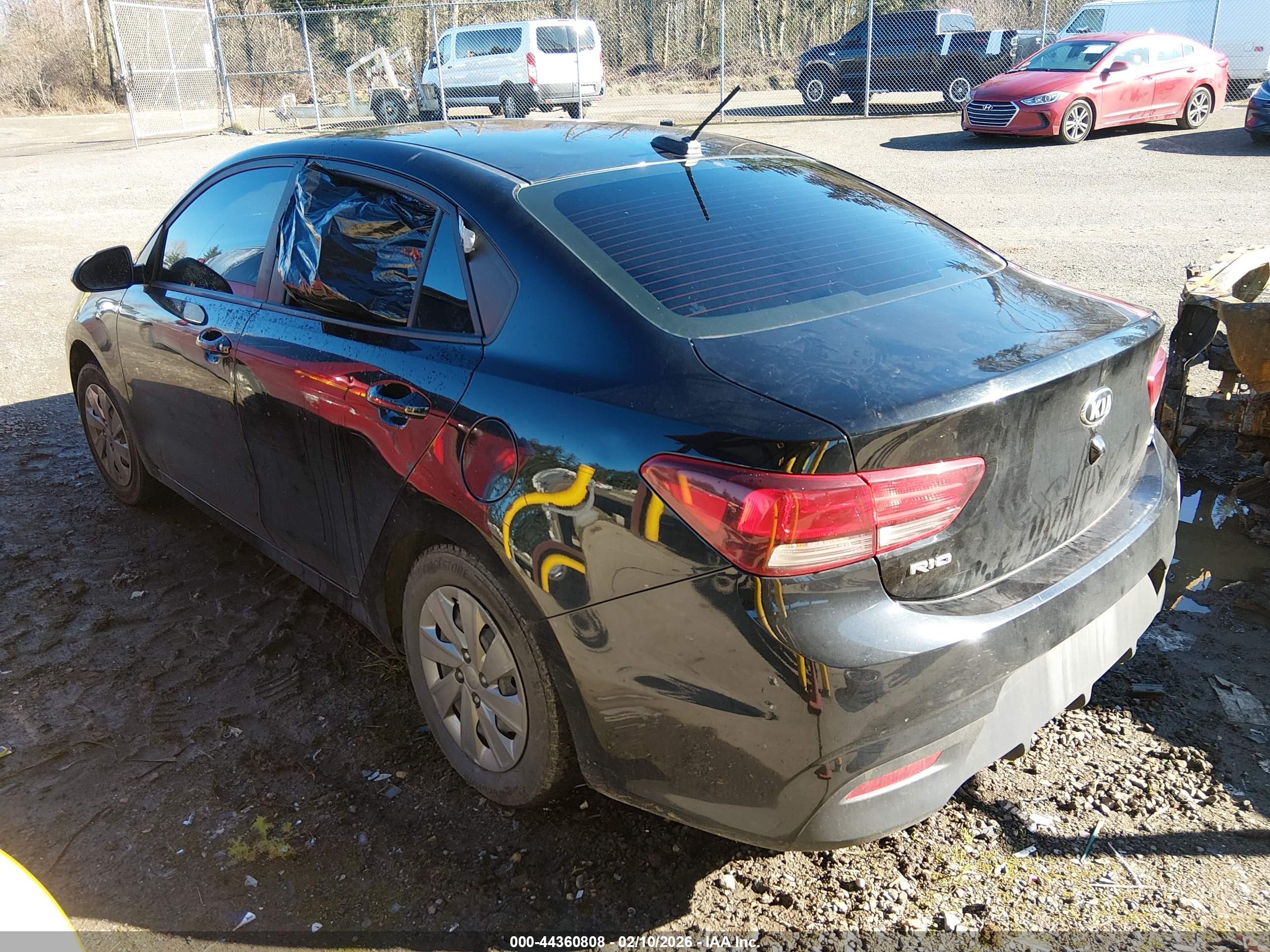 KIA RIO image 3