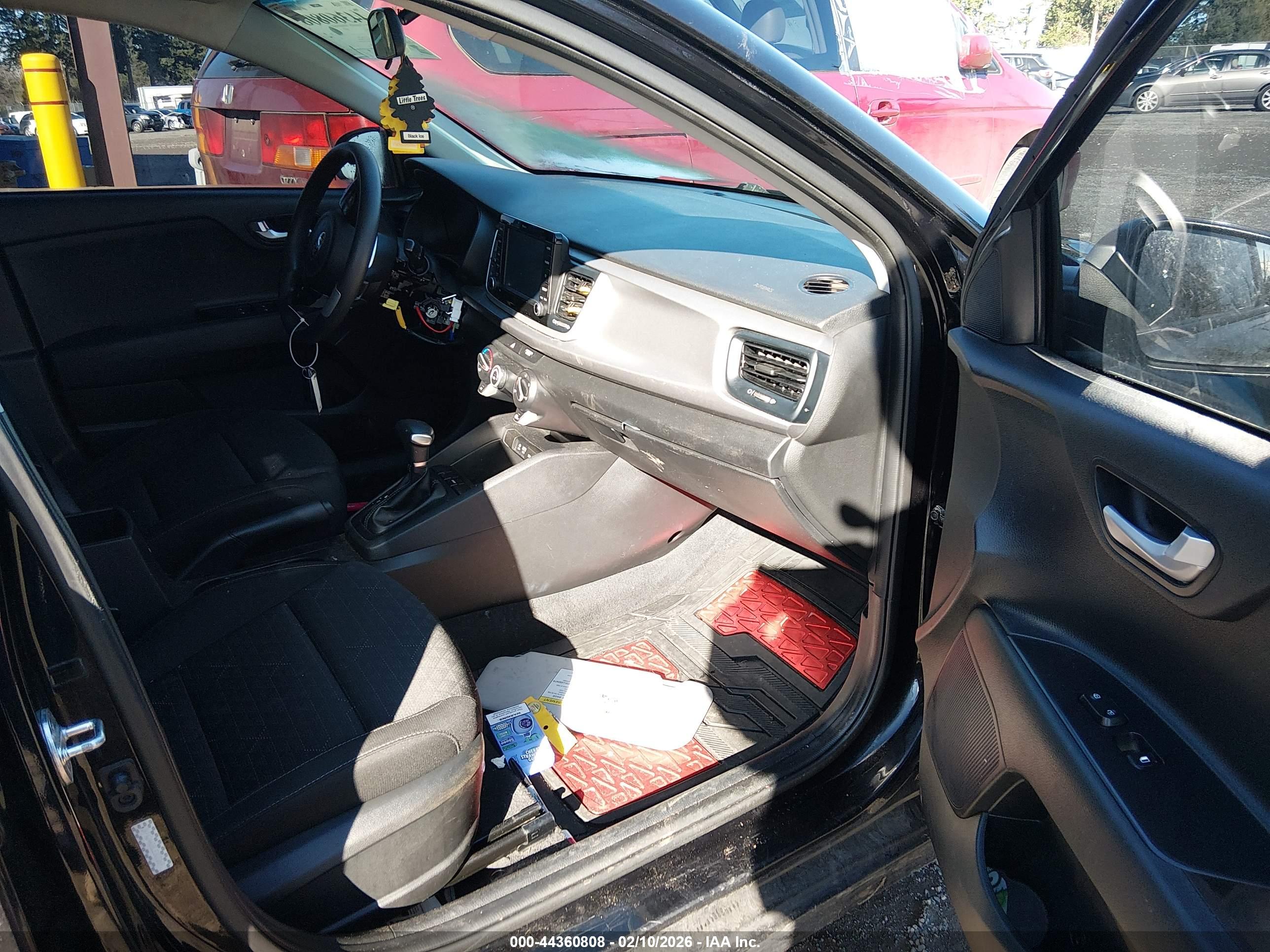 KIA RIO image 5