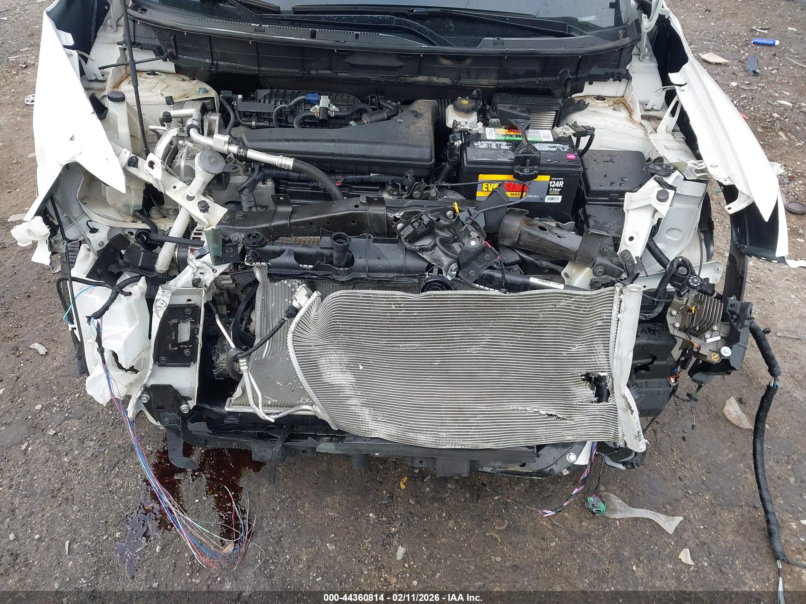 NISSAN ROGUE image 10