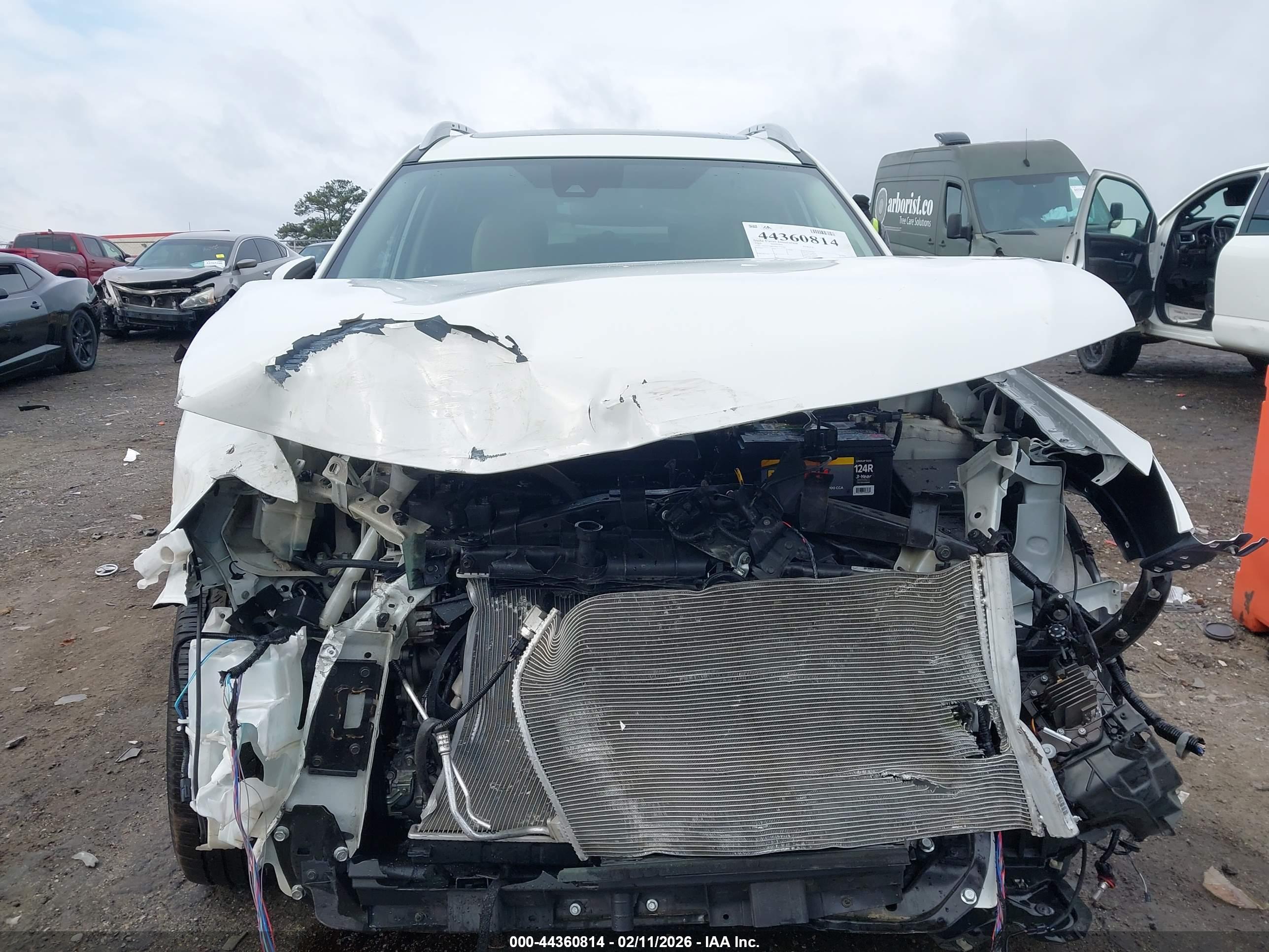 NISSAN ROGUE image 6