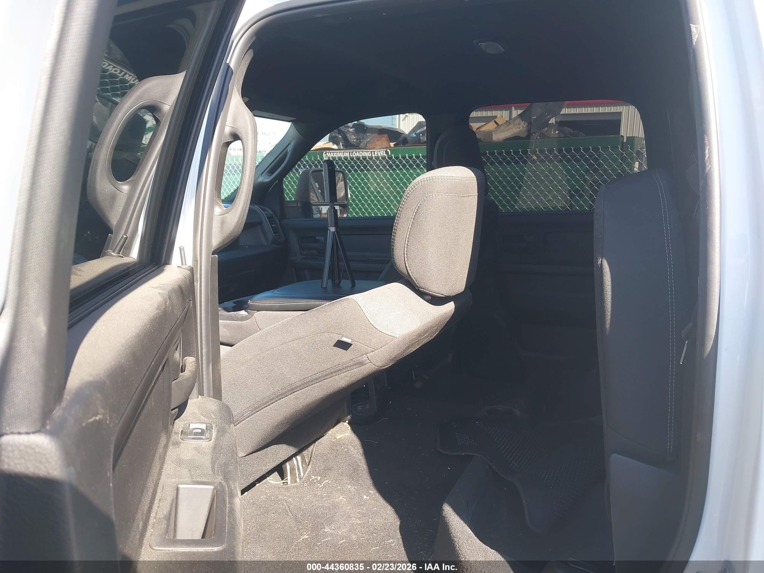 RAM 3500 image 8