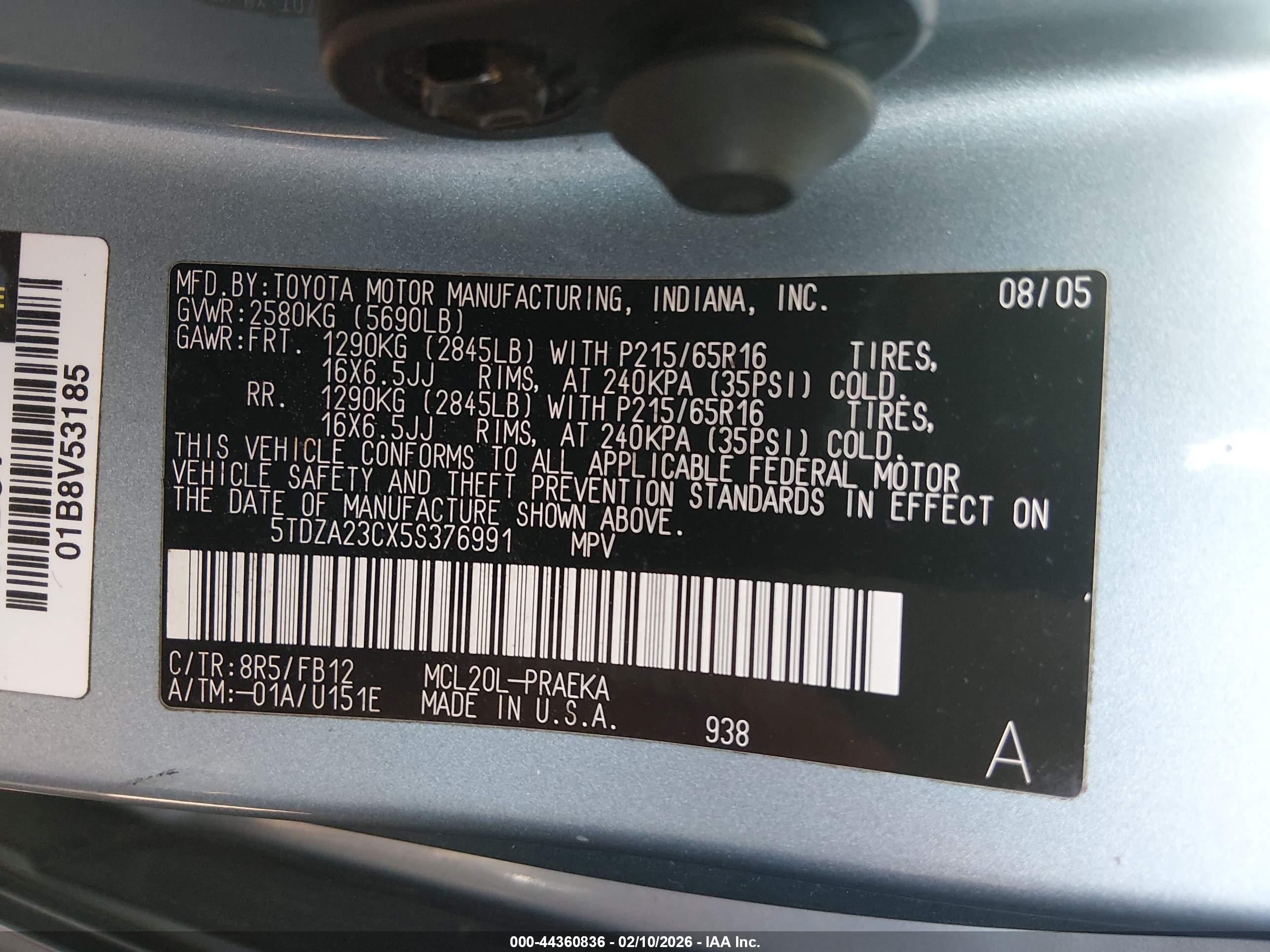 TOYOTA SIENNA image 9