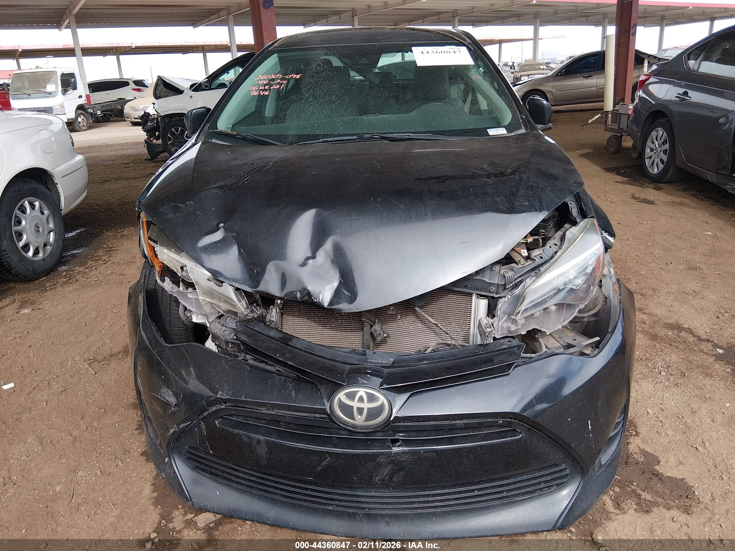 TOYOTA COROLLA image 6