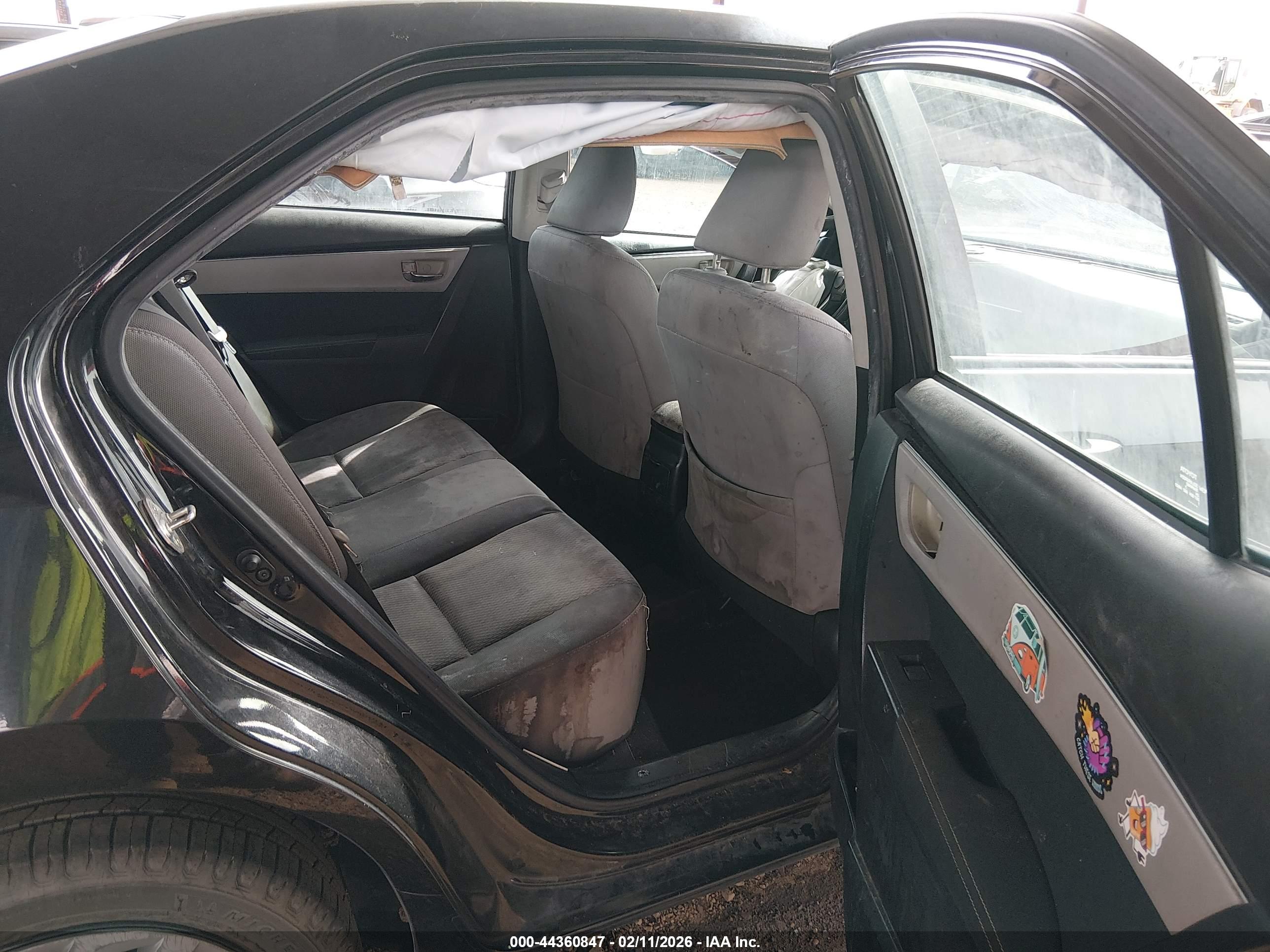 TOYOTA COROLLA image 8