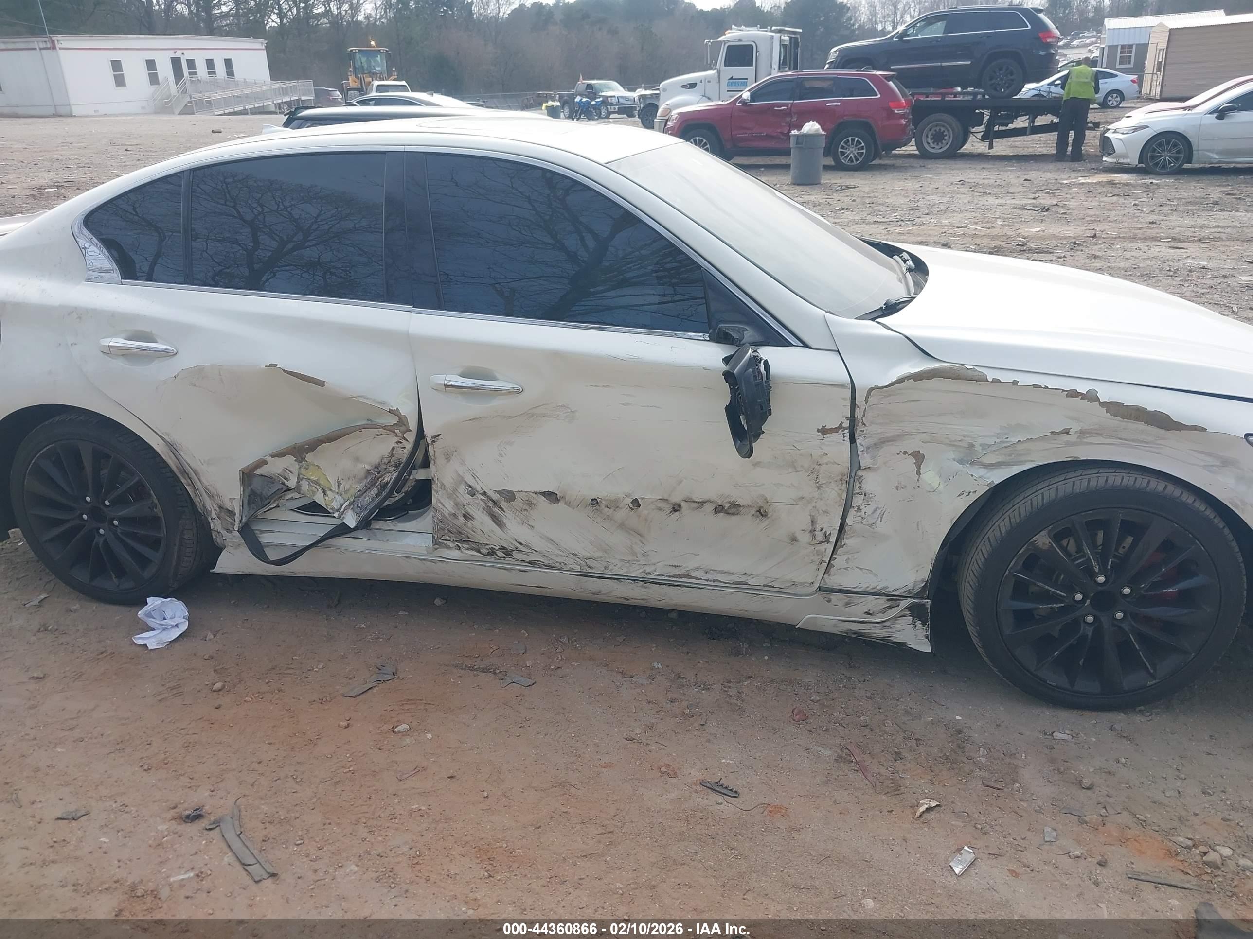 INFINITI Q50 image 6