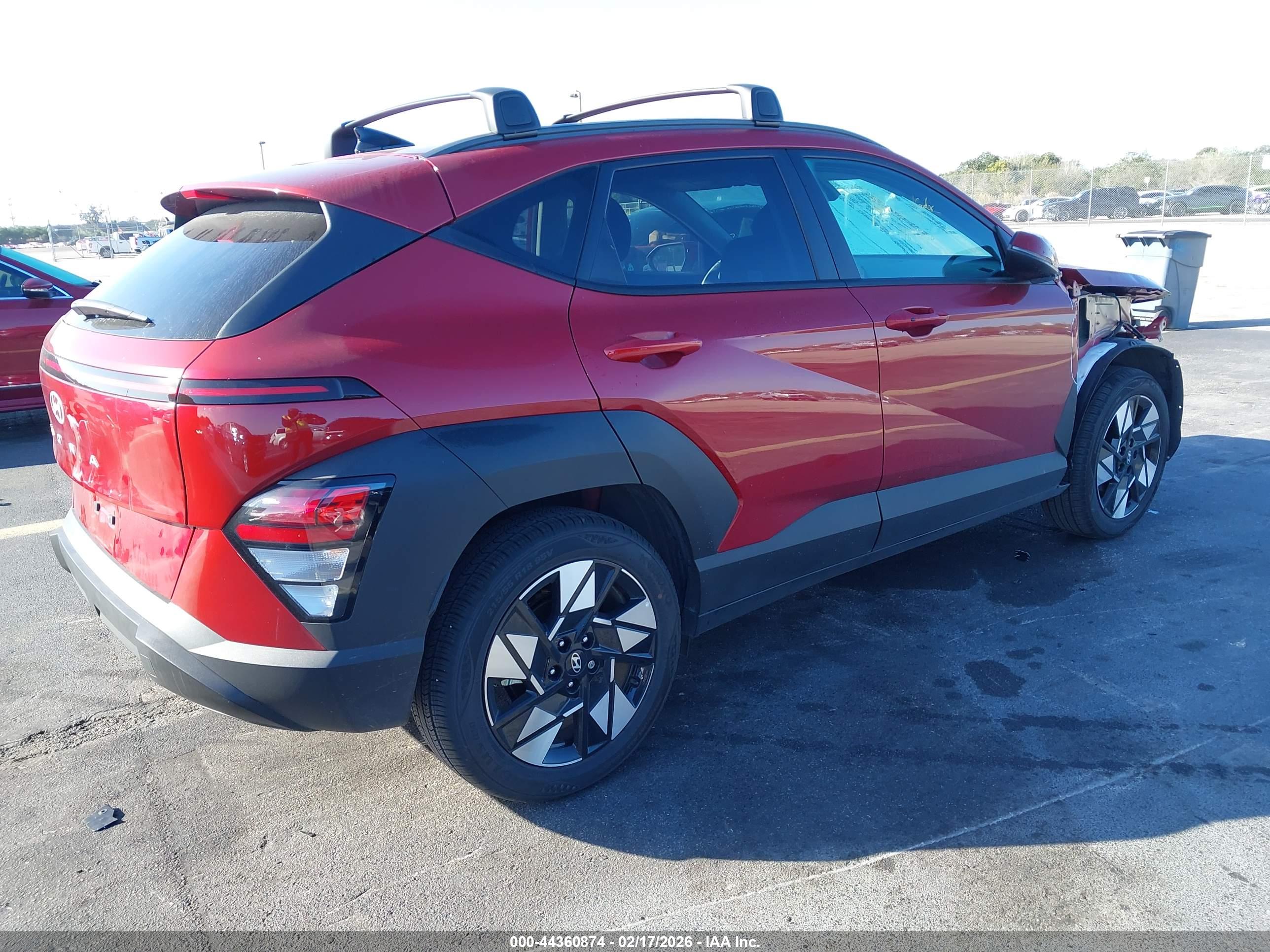 HYUNDAI KONA image 4
