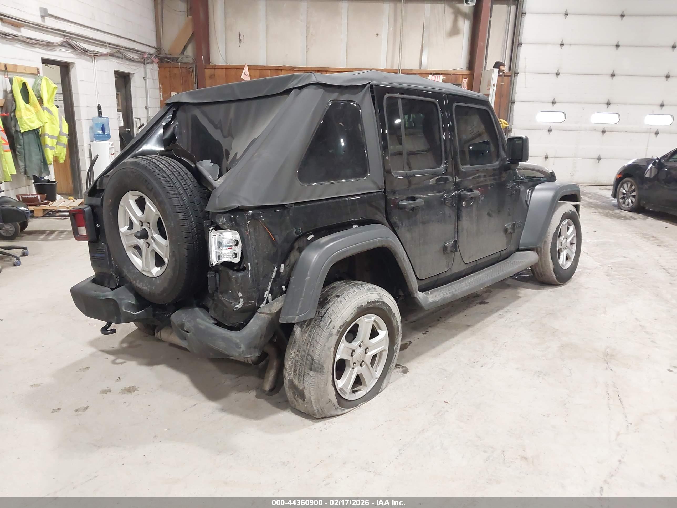 JEEP WRANGLER image 4