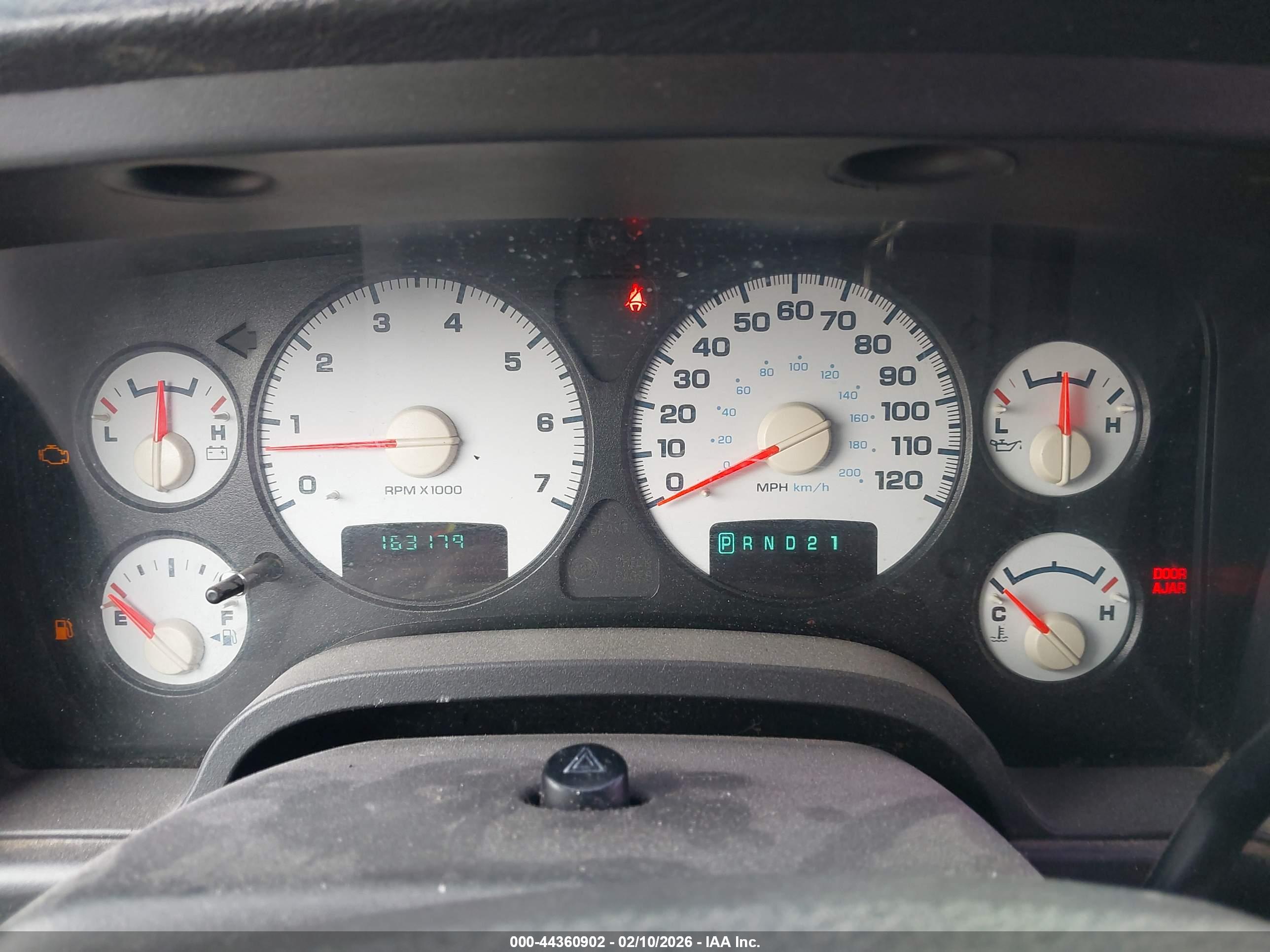 DODGE RAM image 7