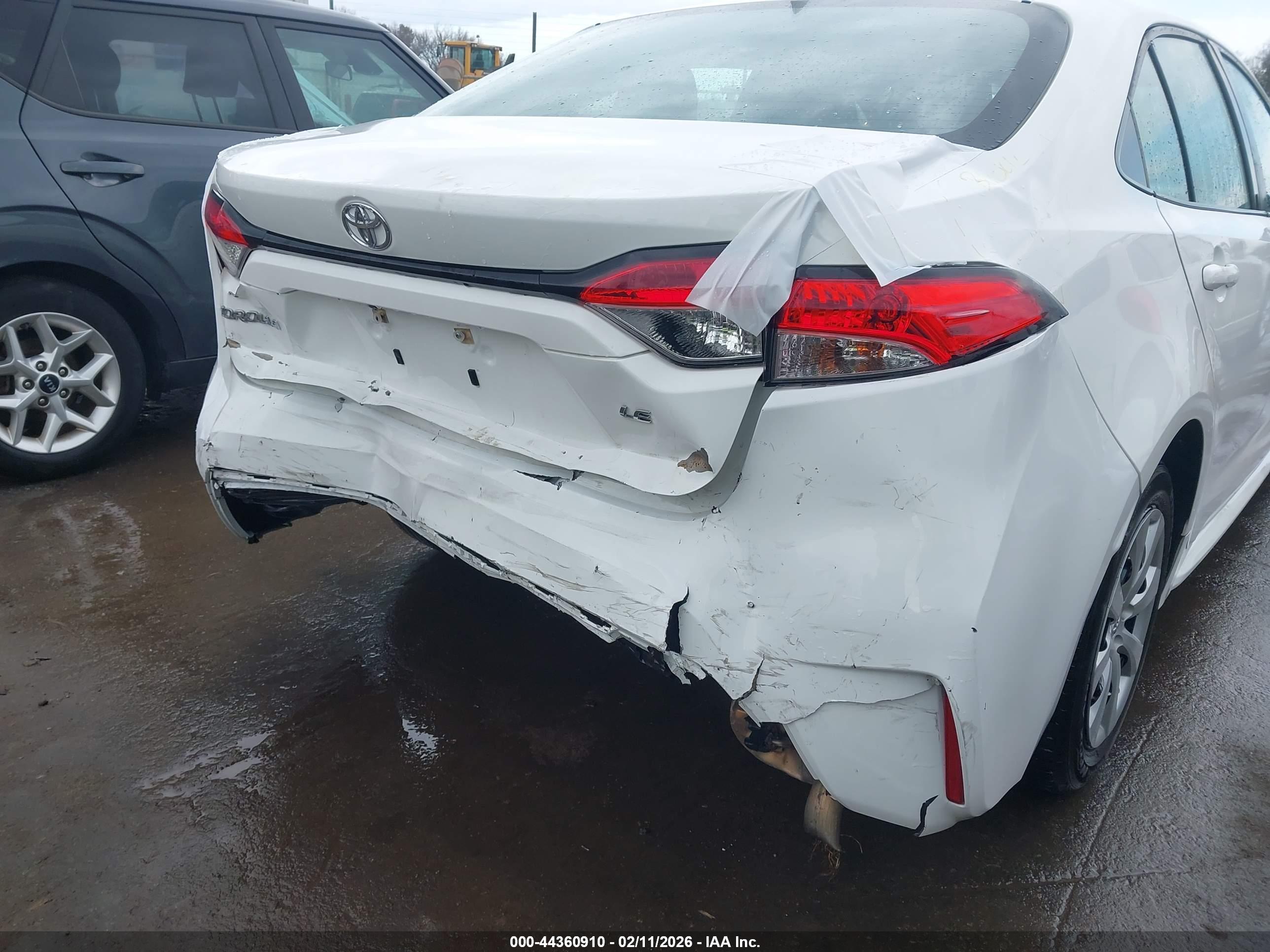 TOYOTA COROLLA image 6