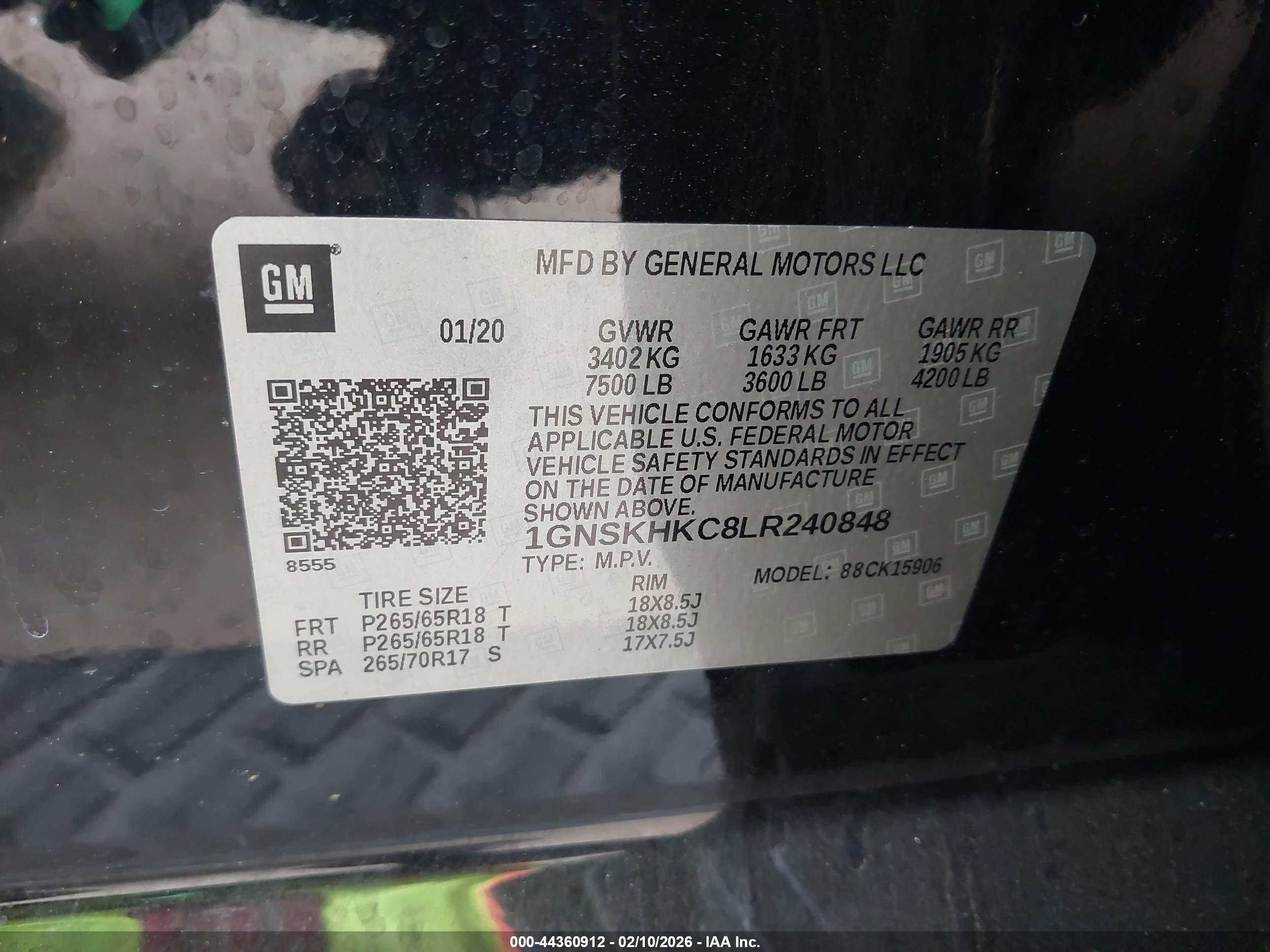 CHEVROLET SUBURBAN image 9