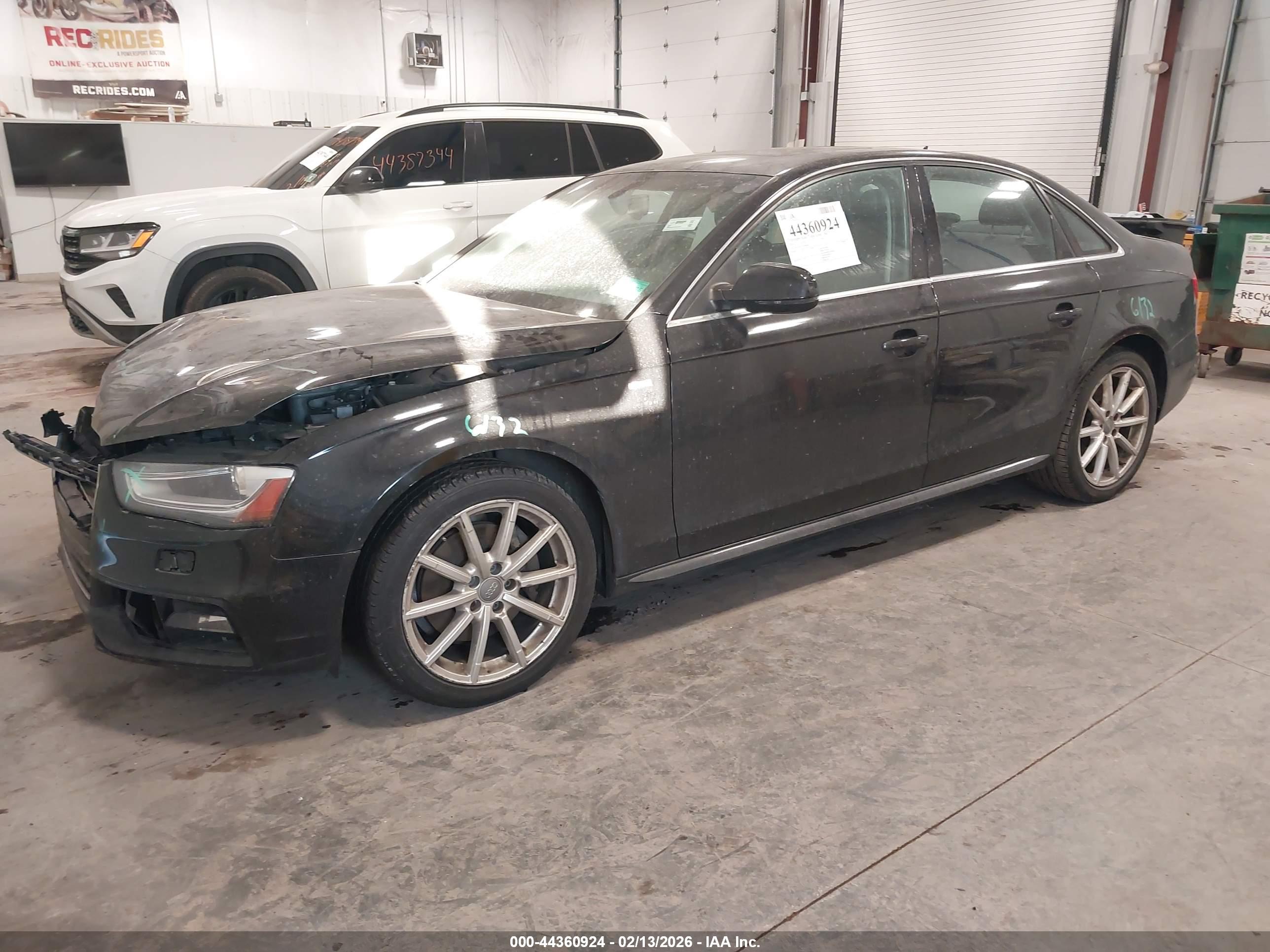 AUDI A4 image 2