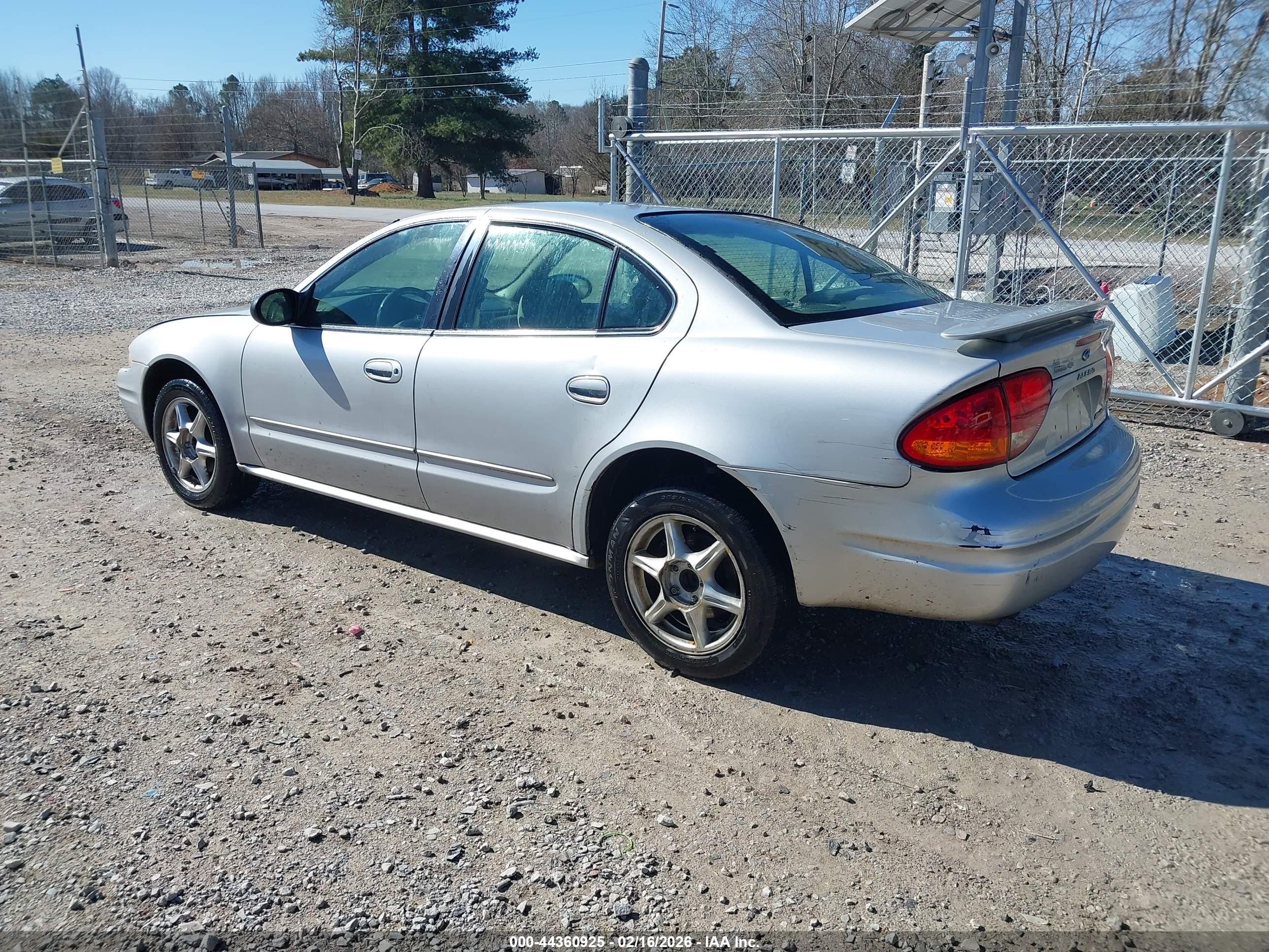 OLDSMOBILE ALERO image 6