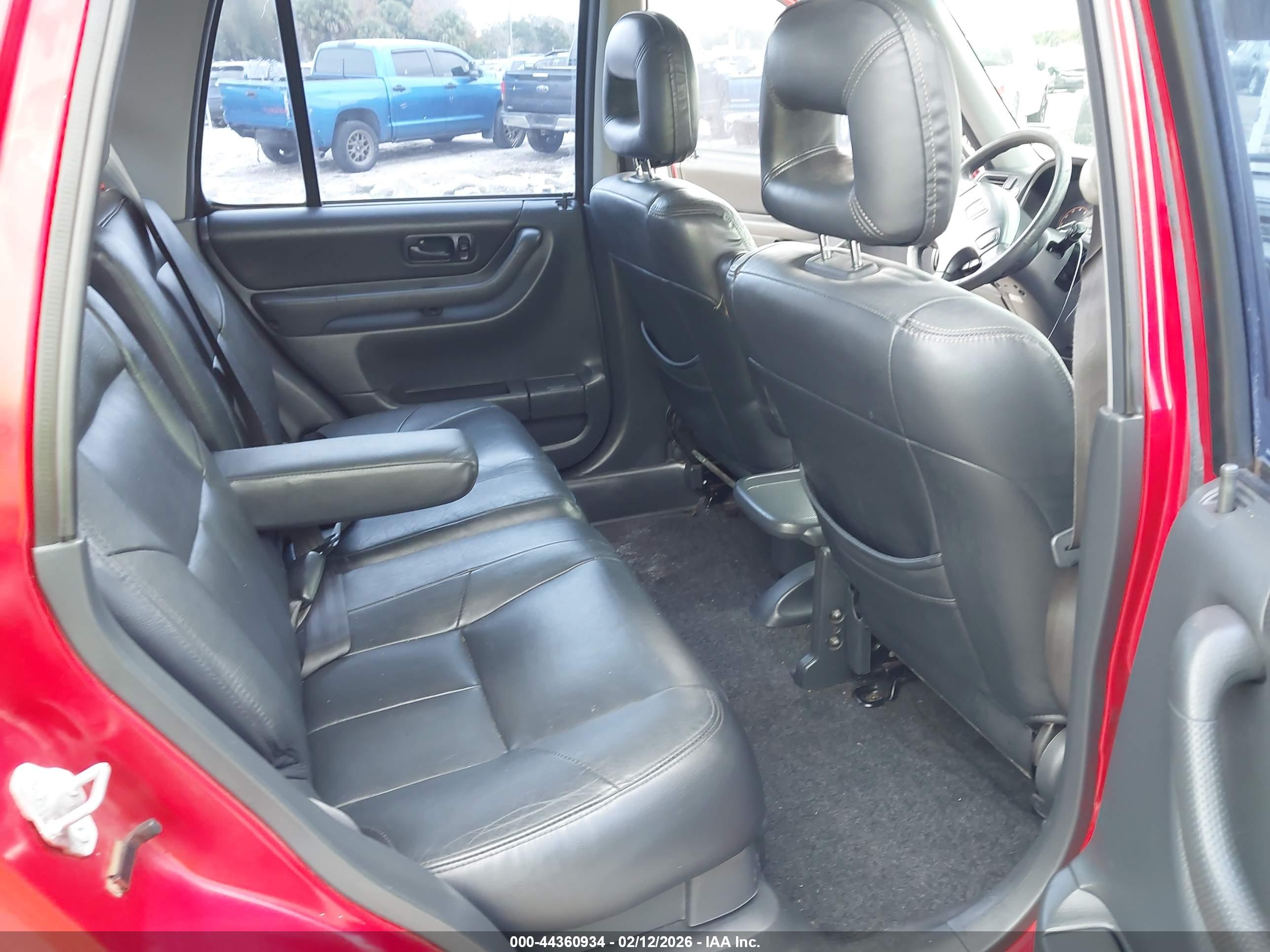 HONDA CR-V image 8