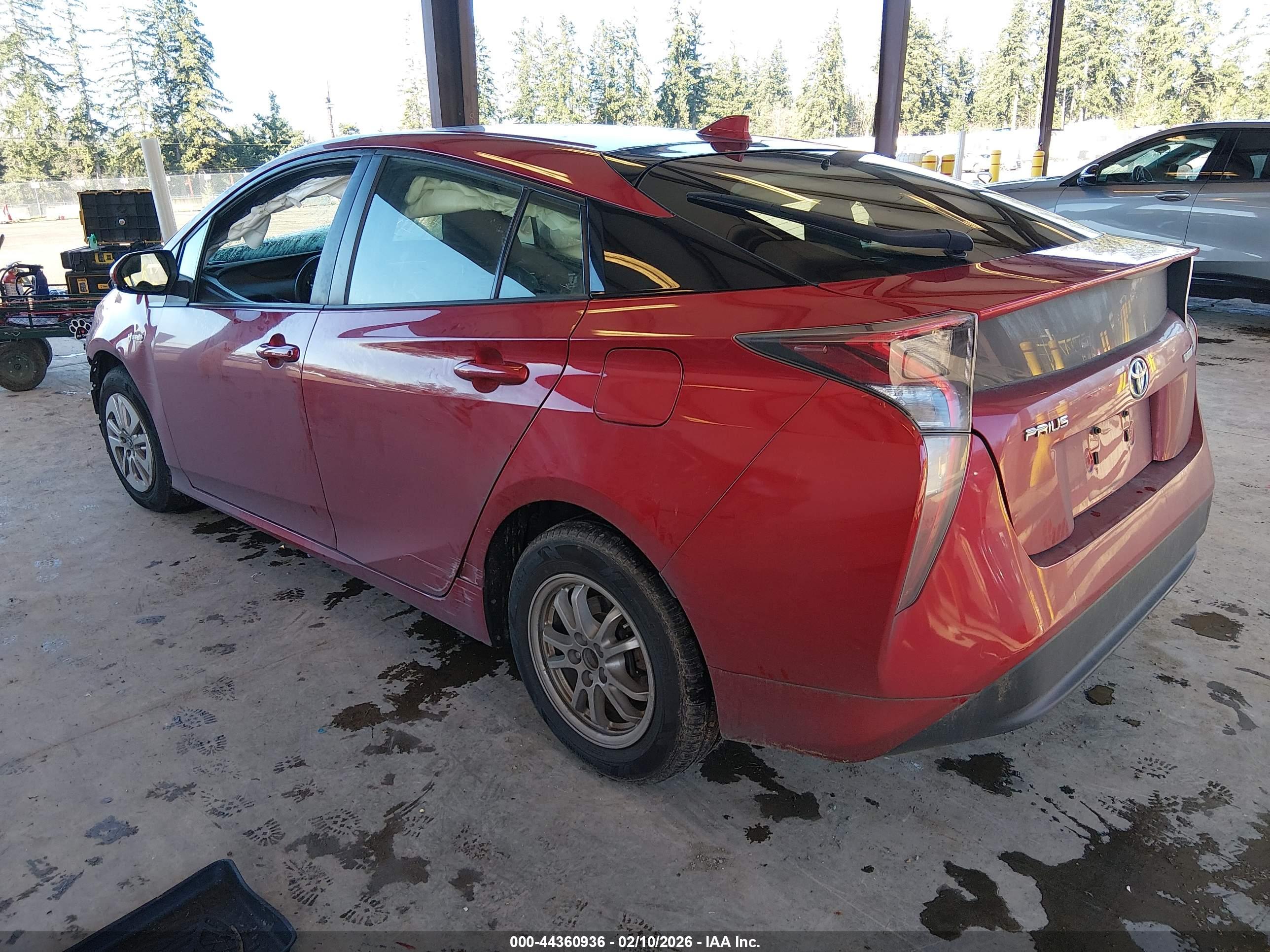 TOYOTA PRIUS image 3