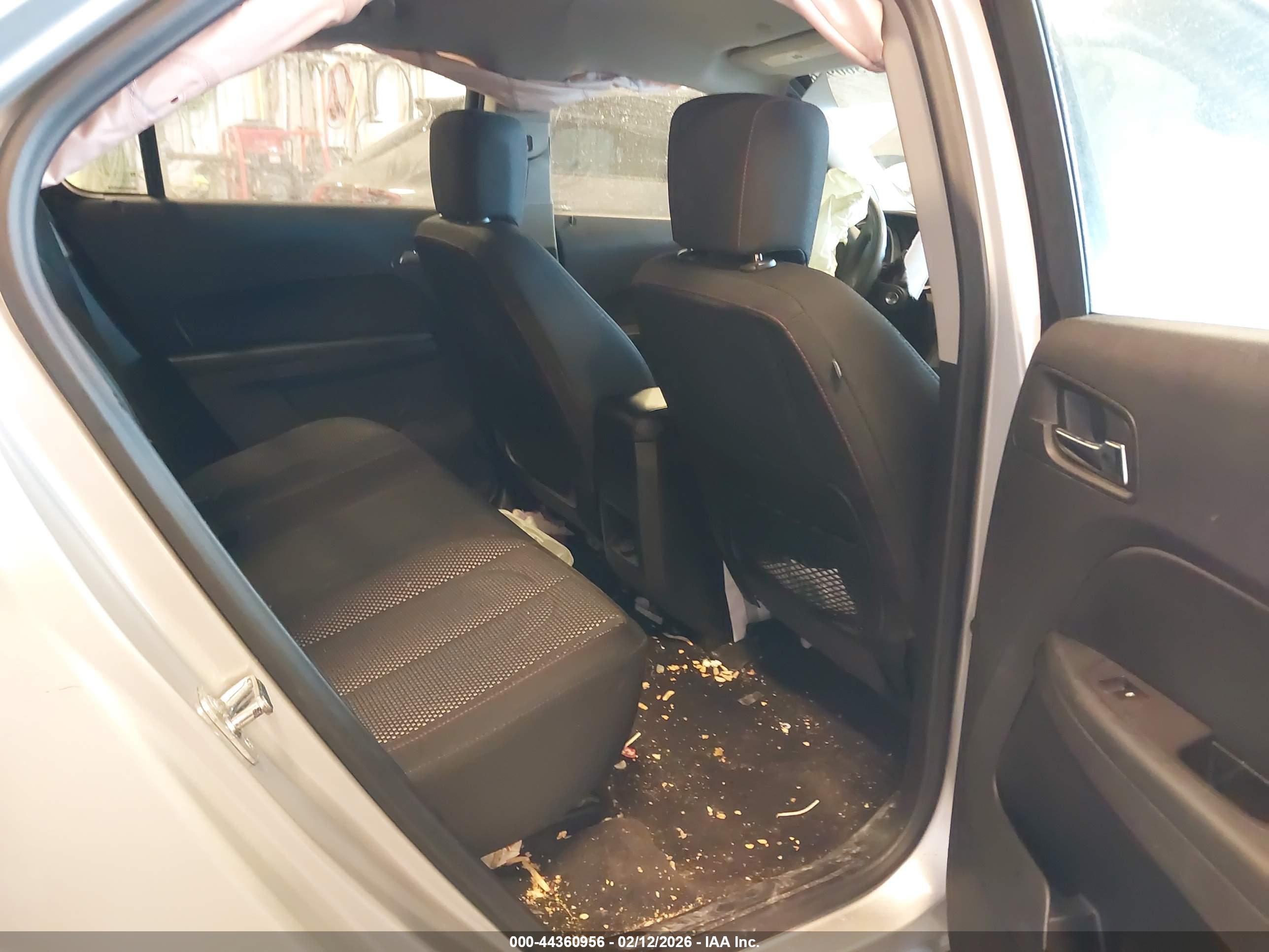 CHEVROLET EQUINOX image 8