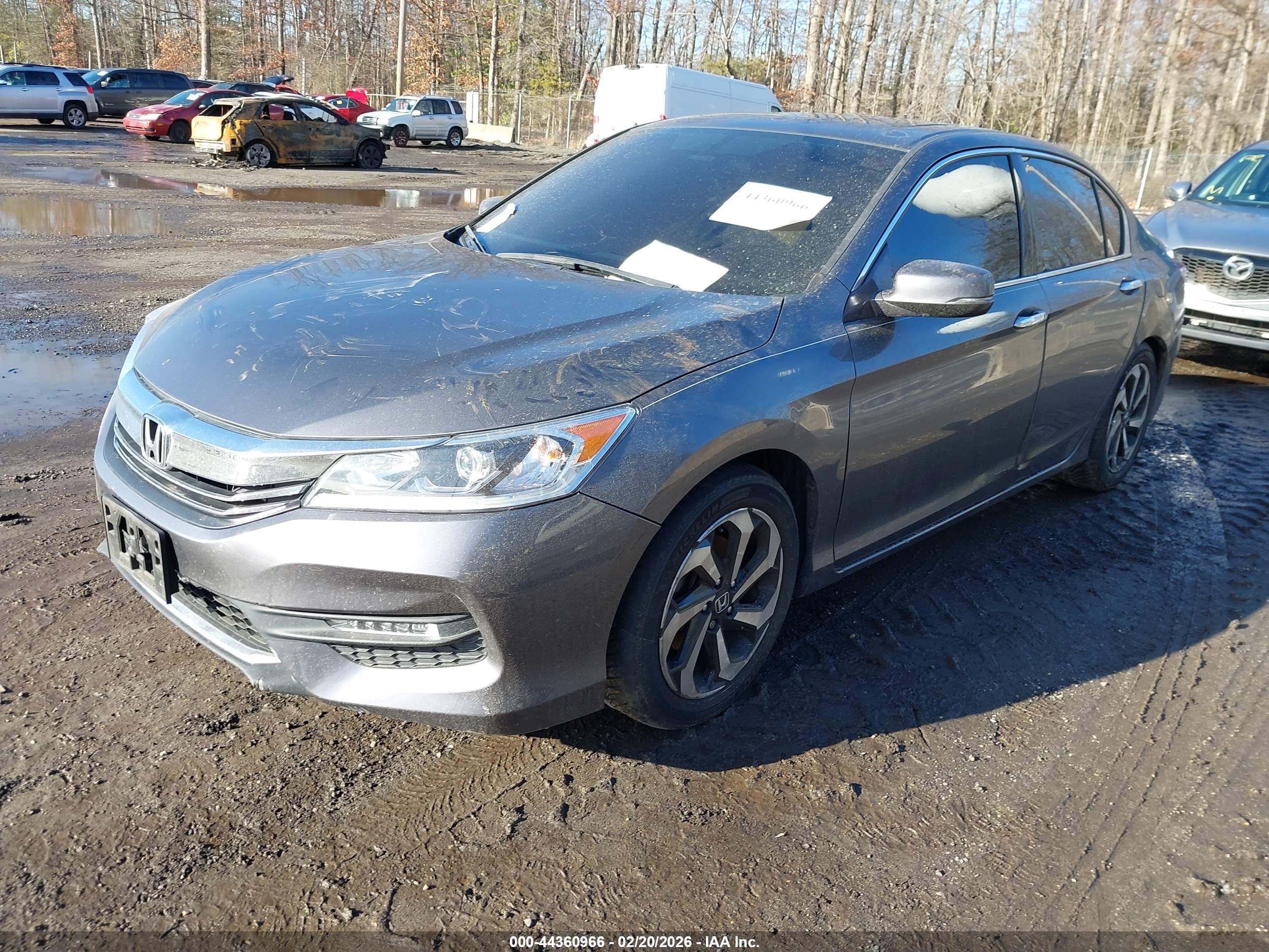 HONDA ACCORD image 2