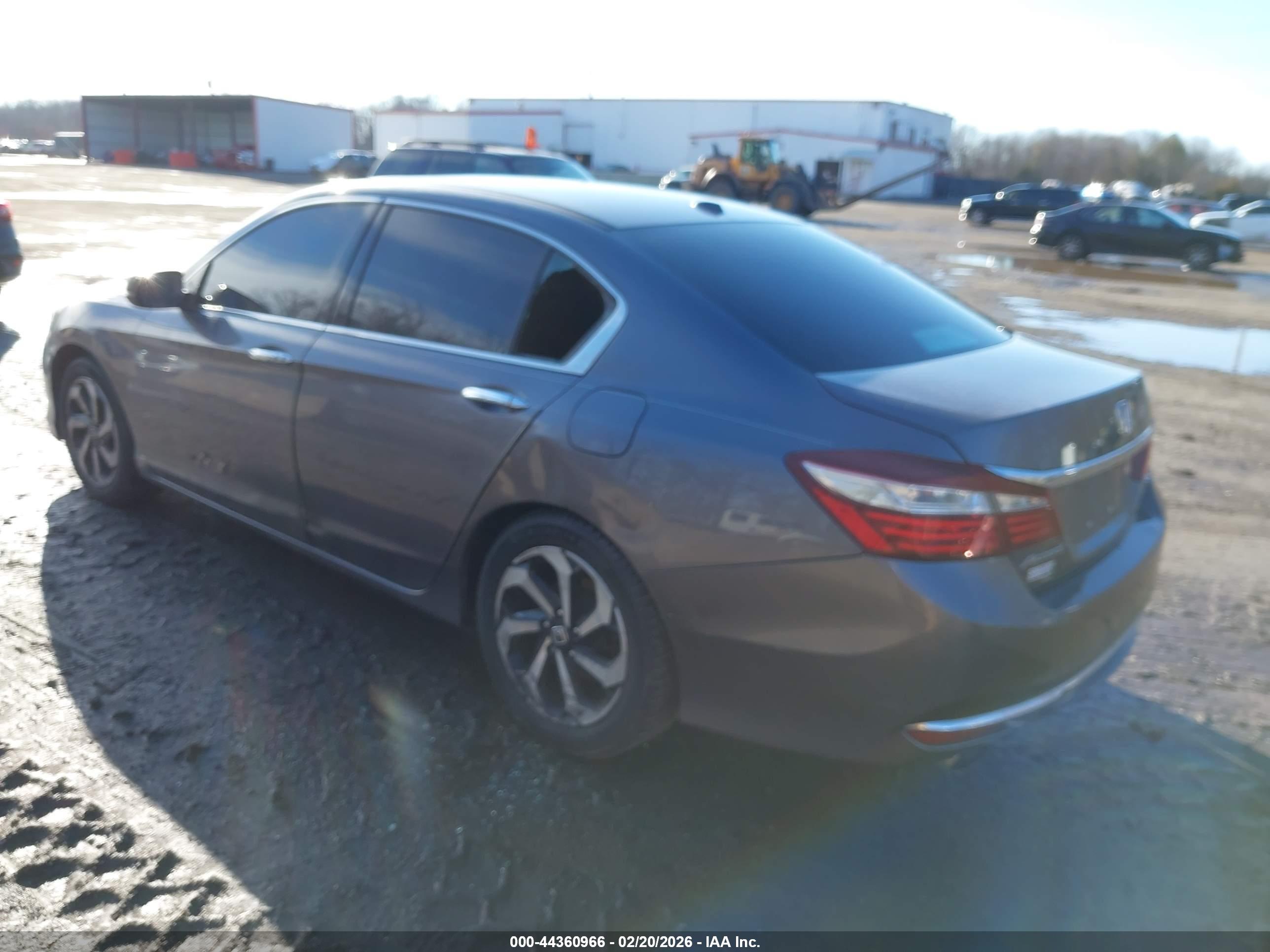 HONDA ACCORD image 3