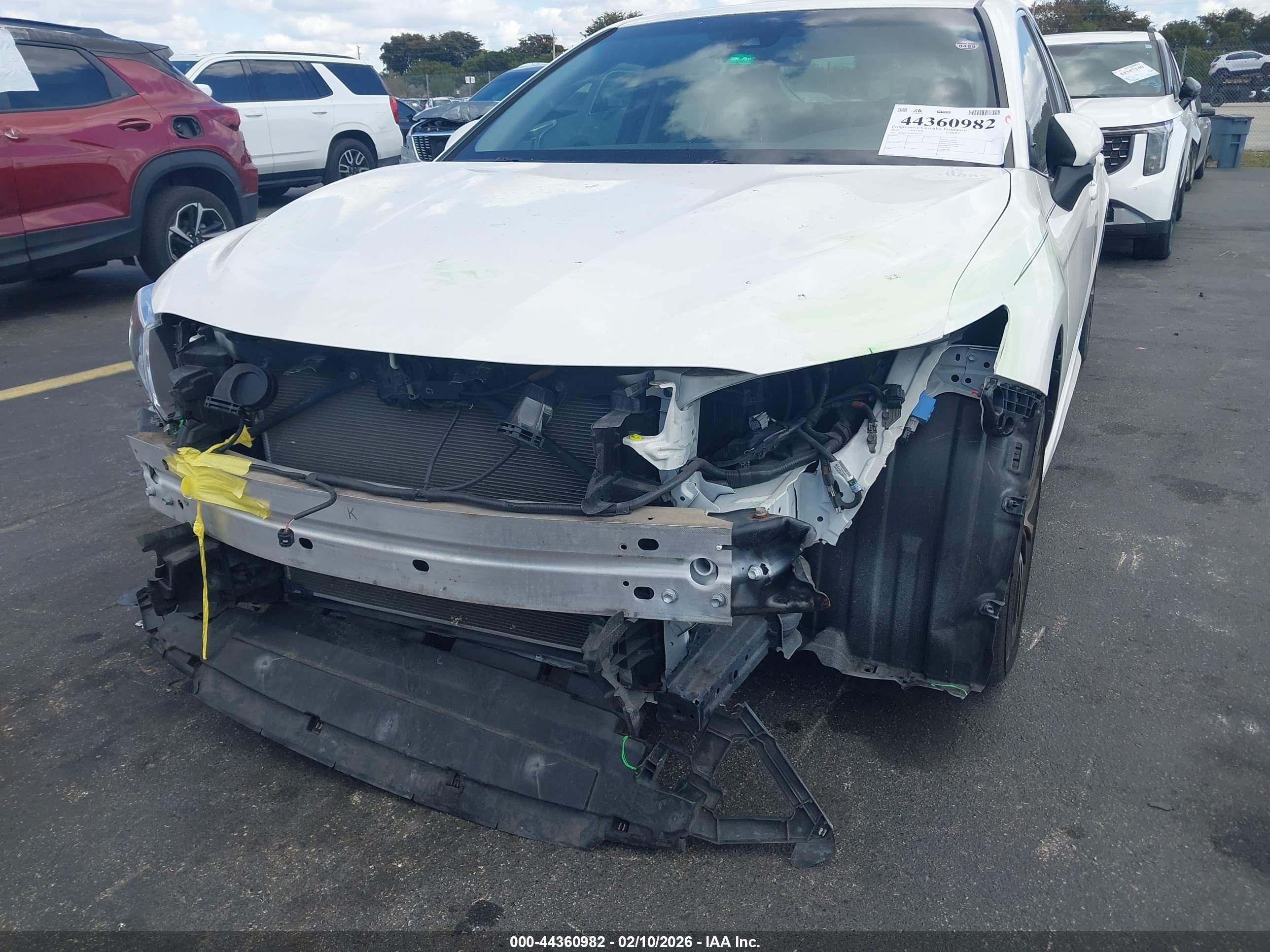 TOYOTA CAMRY image 6