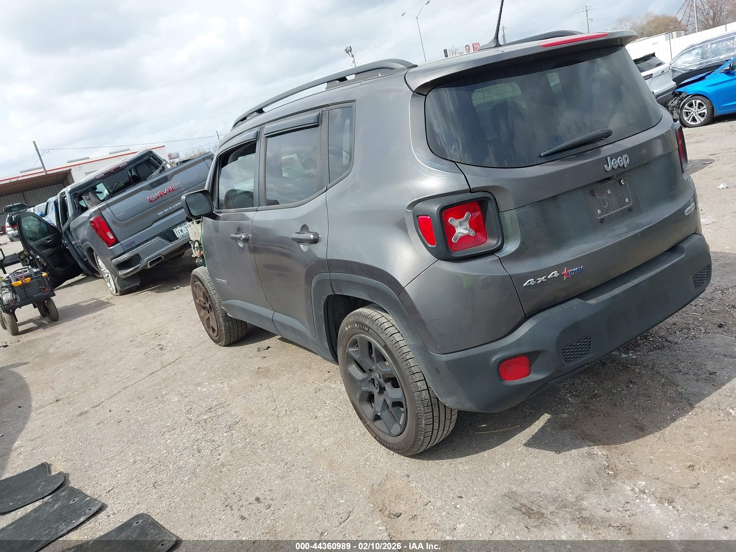 JEEP RENEGADE image 3