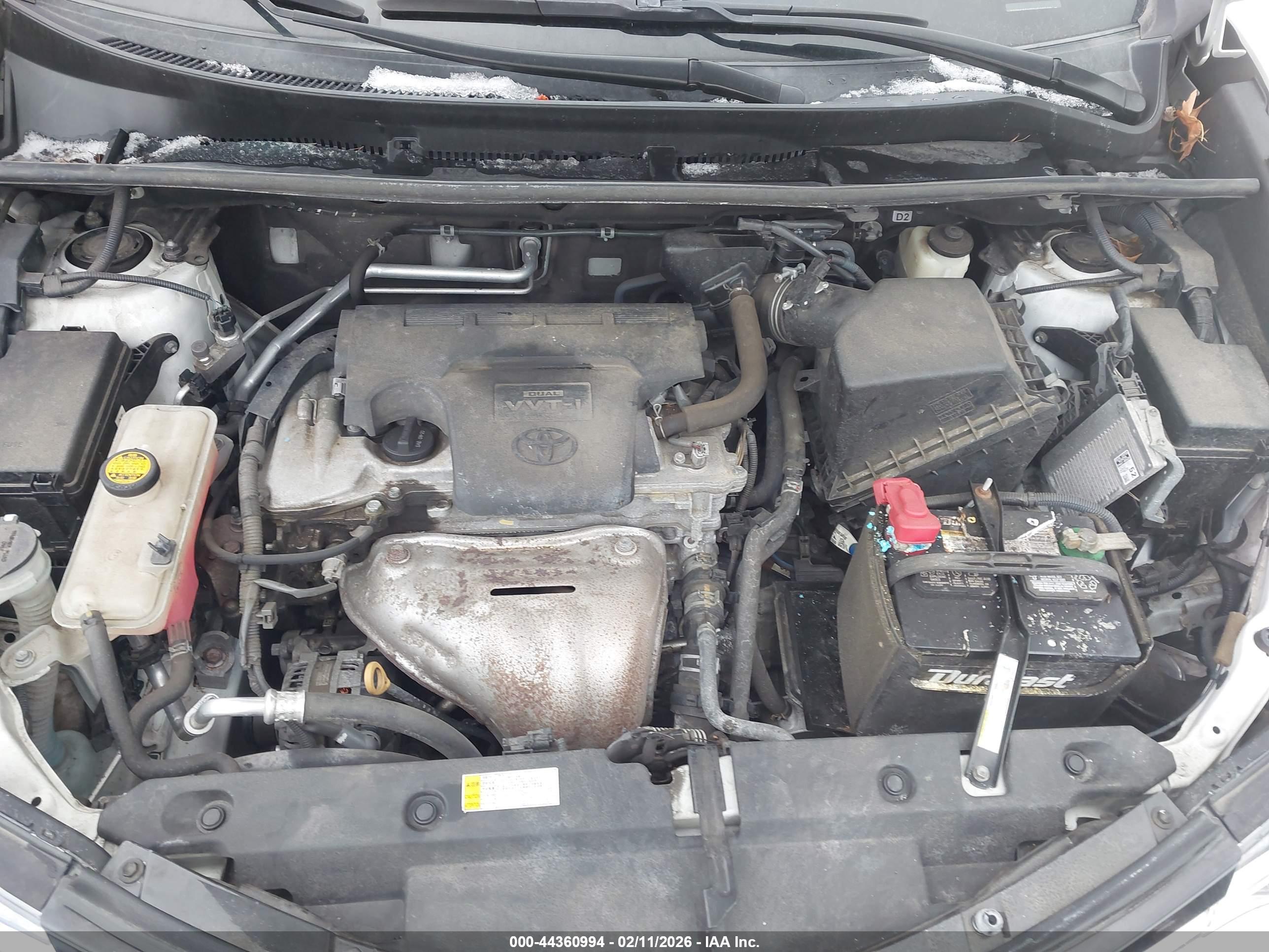 TOYOTA RAV4 image 10