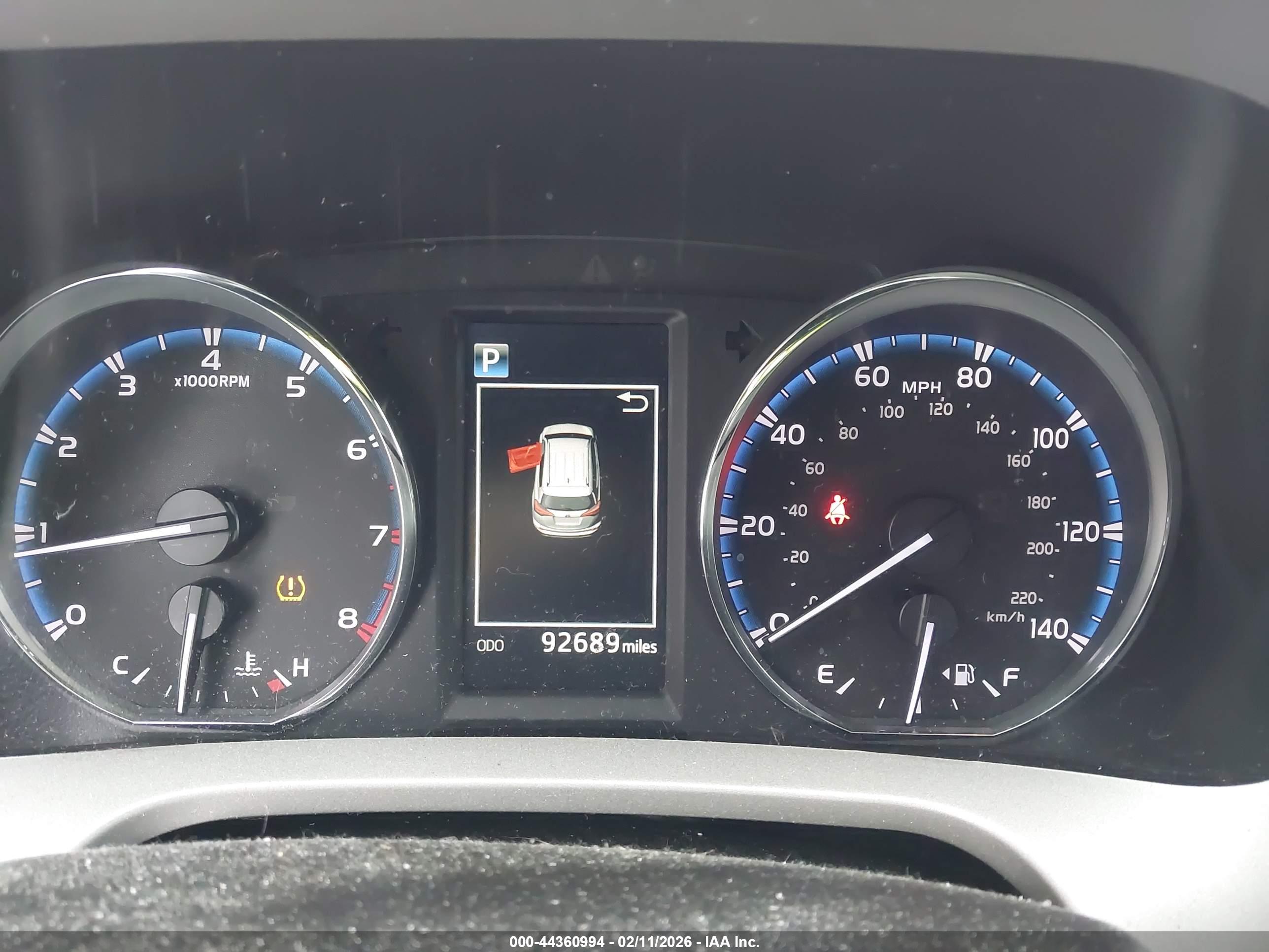 TOYOTA RAV4 image 7