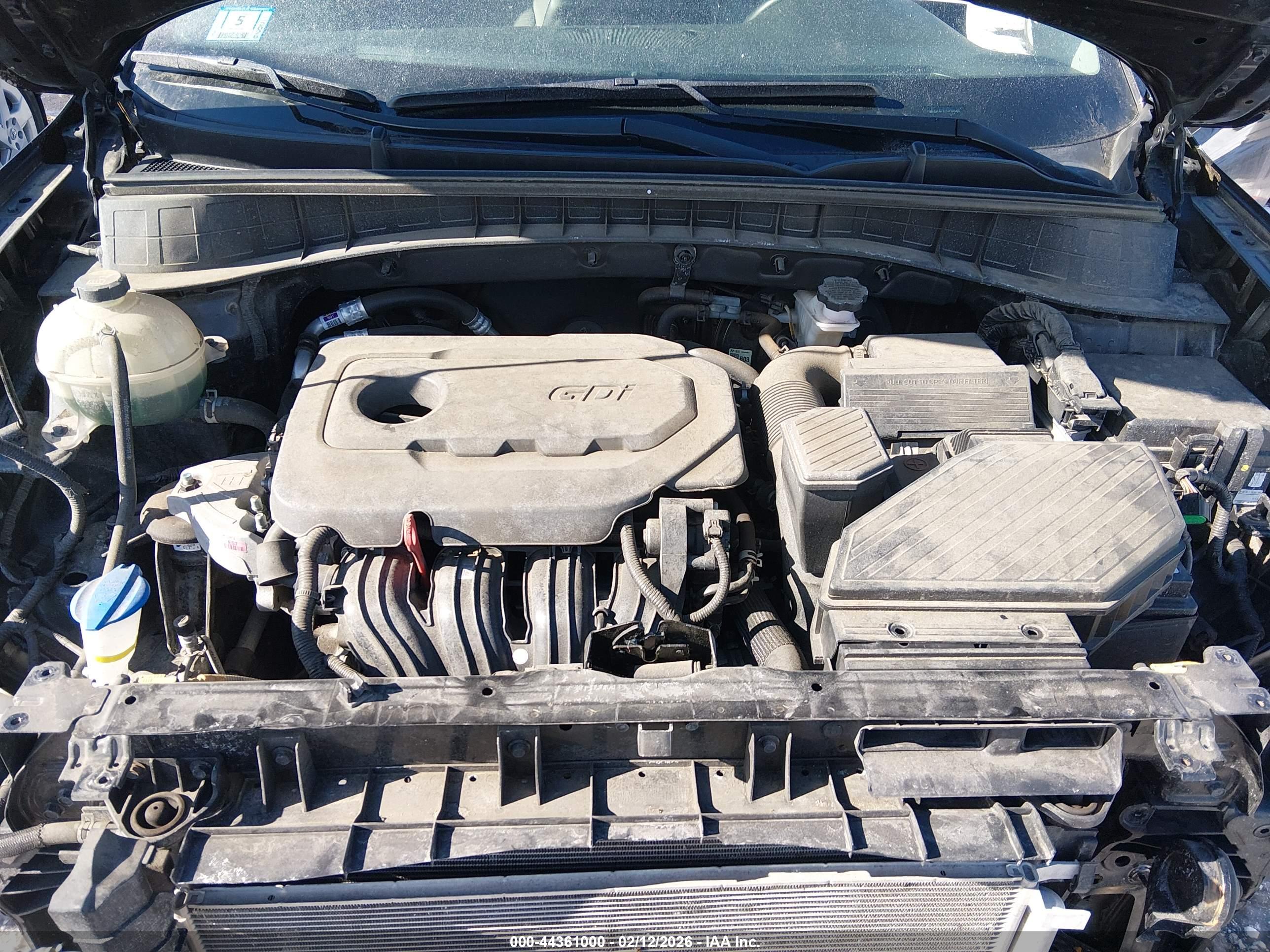 HYUNDAI TUCSON image 10