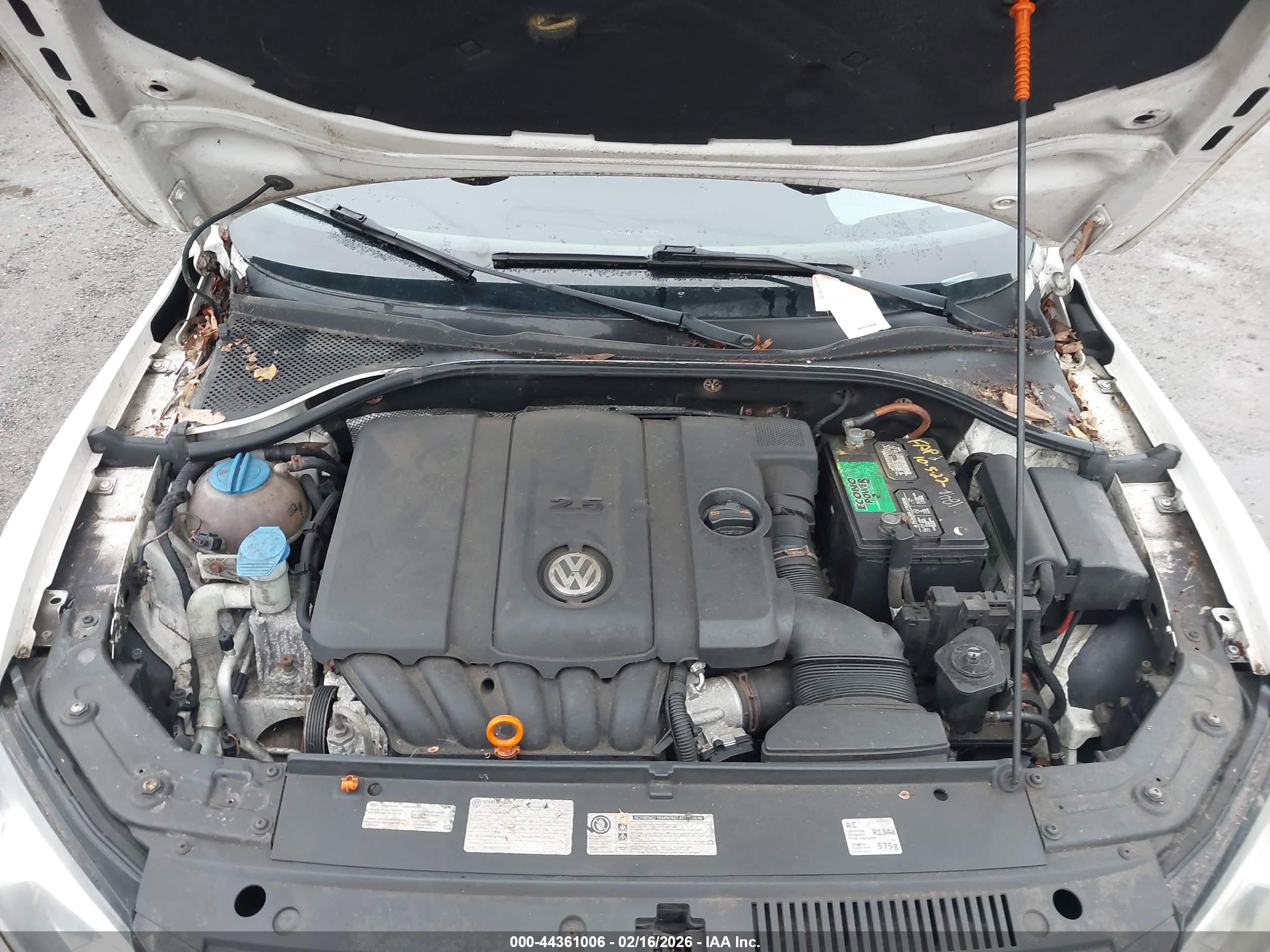 VOLKSWAGEN PASSAT image 10
