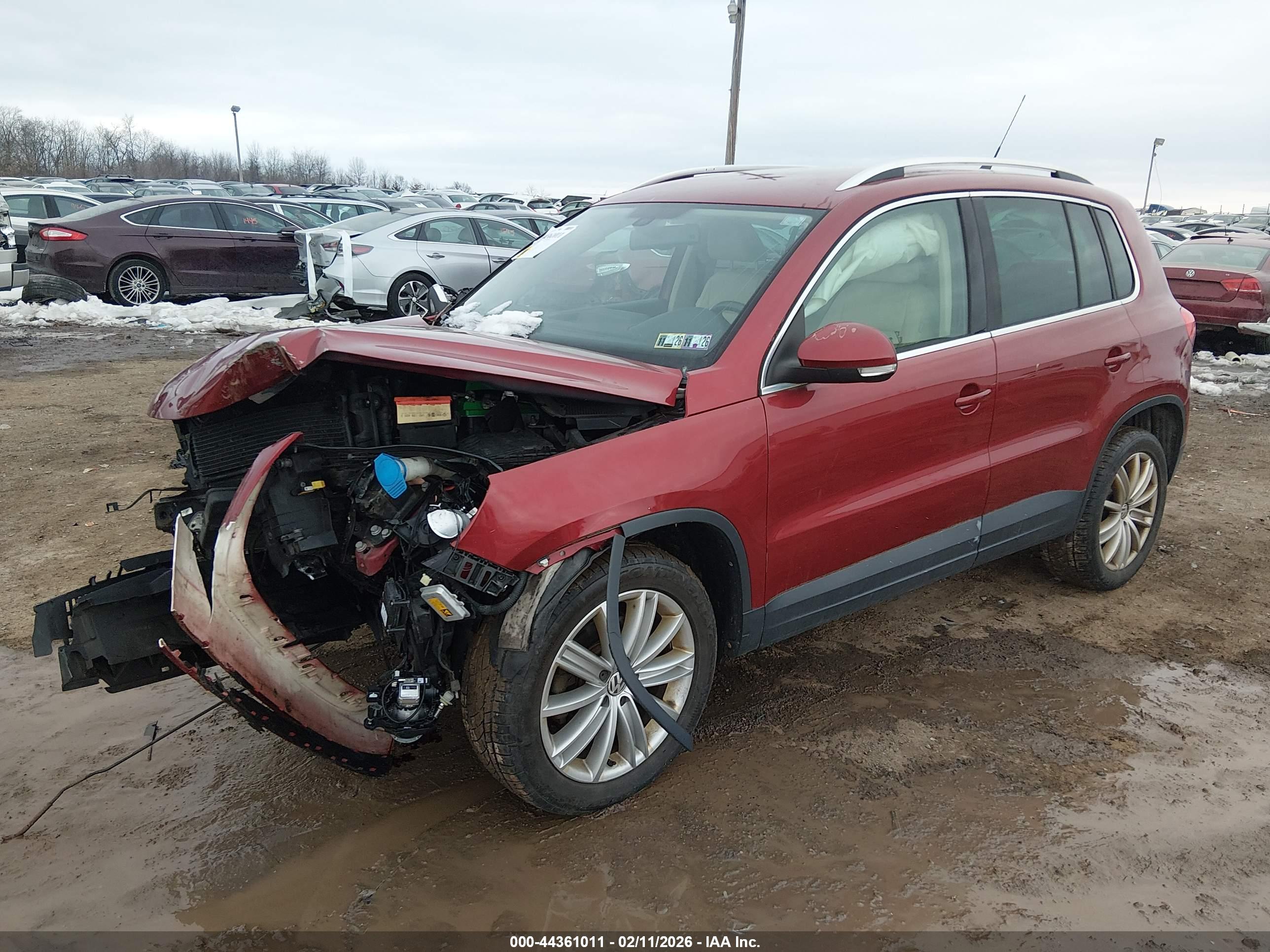 VOLKSWAGEN TIGUAN image 2