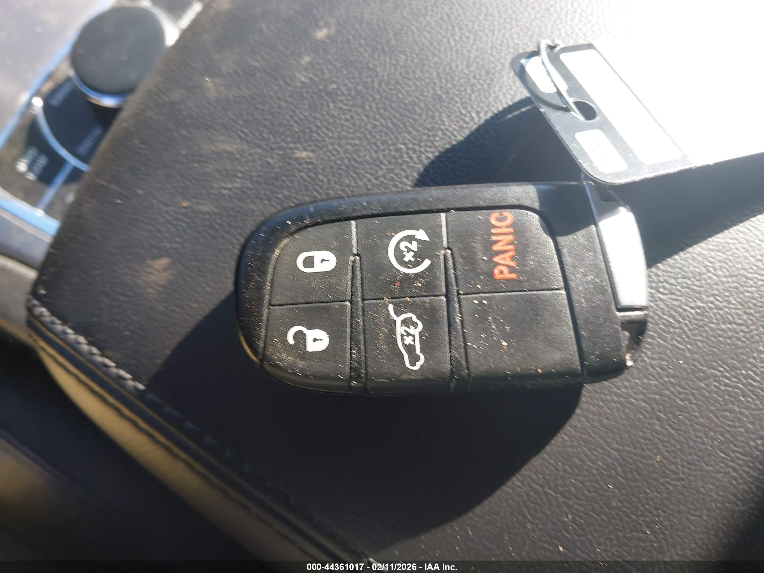 JEEP GRAND image 11