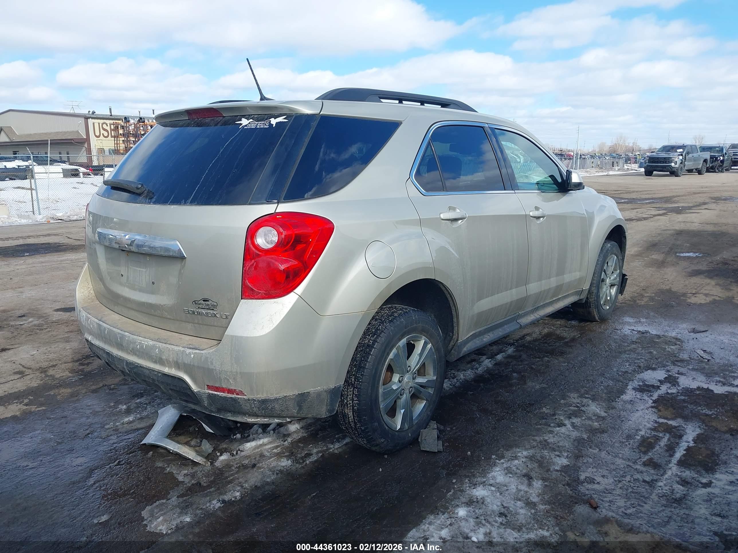 CHEVROLET EQUINOX image 4