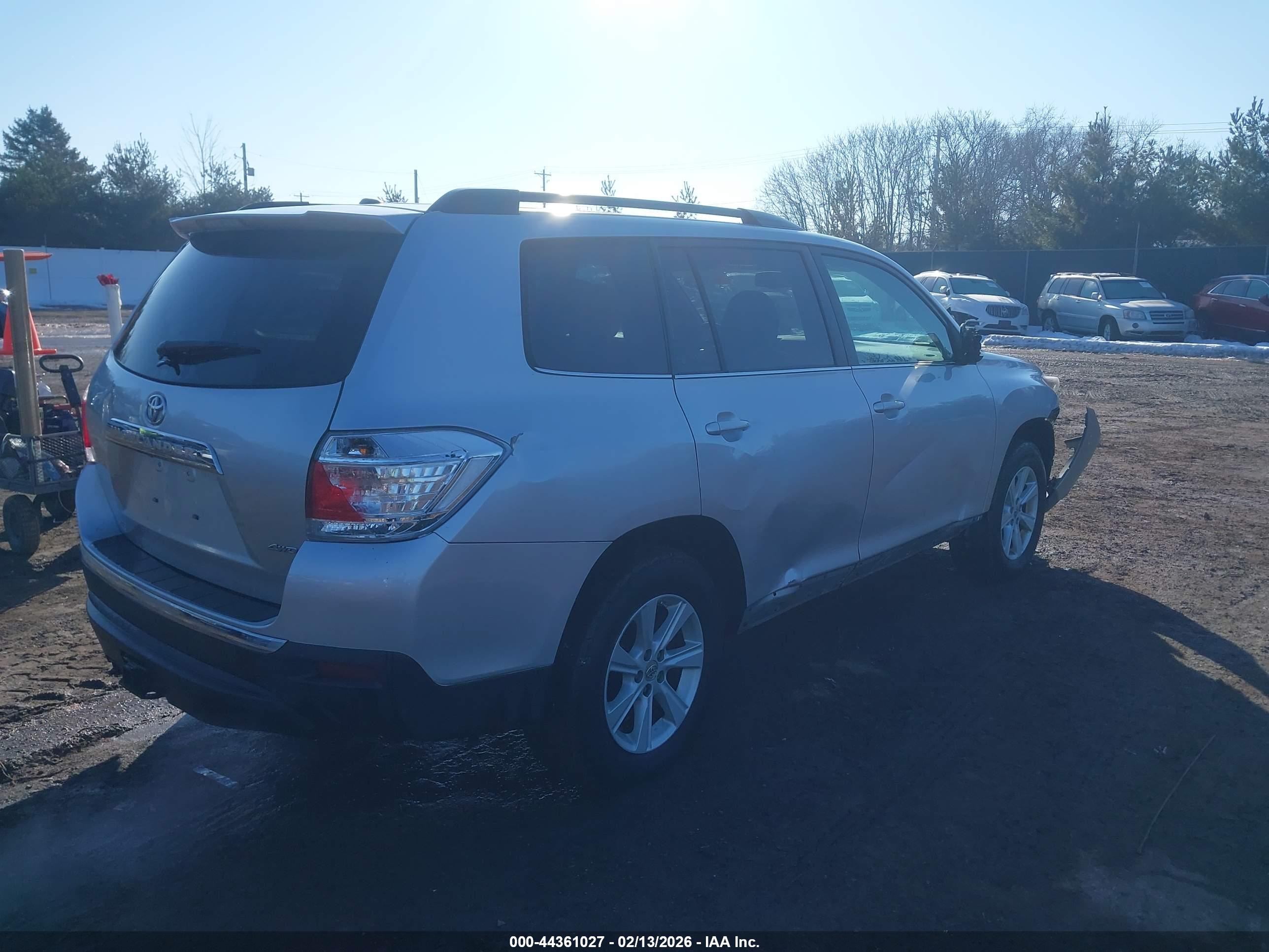 TOYOTA HIGHLANDER image 4