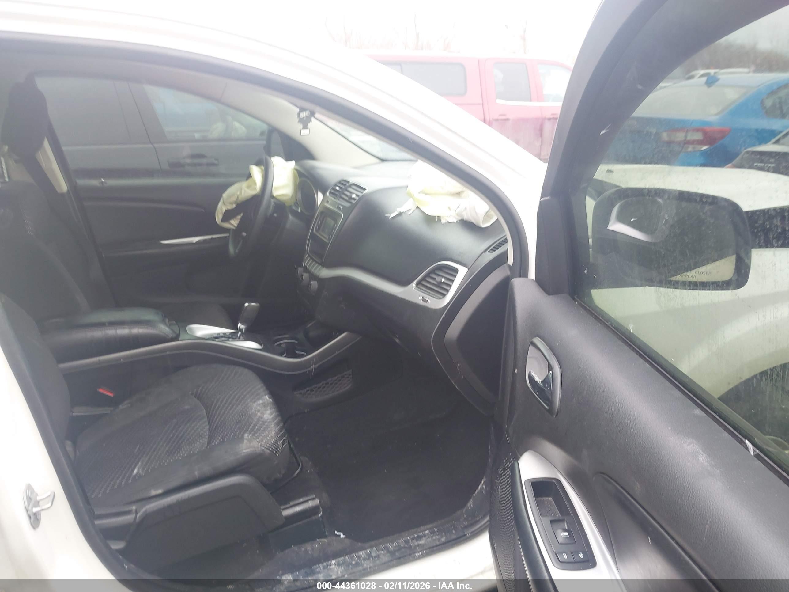 DODGE JOURNEY image 5