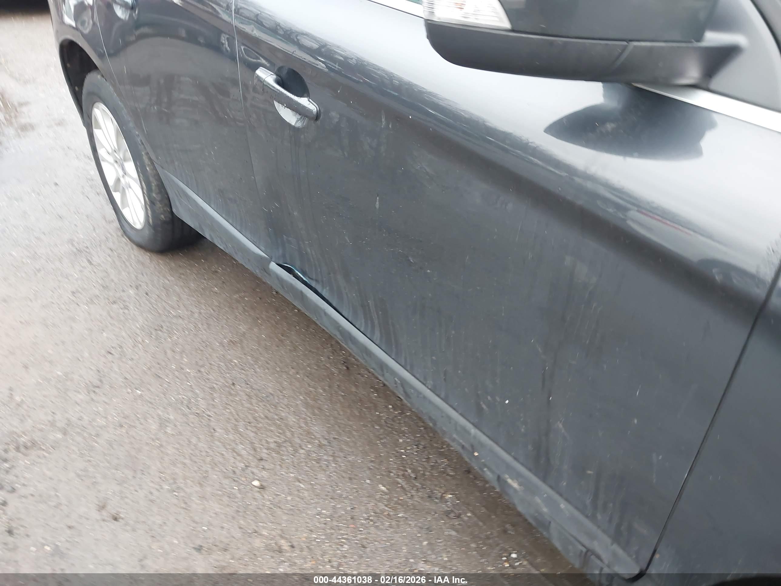 VOLVO XC60 image 6