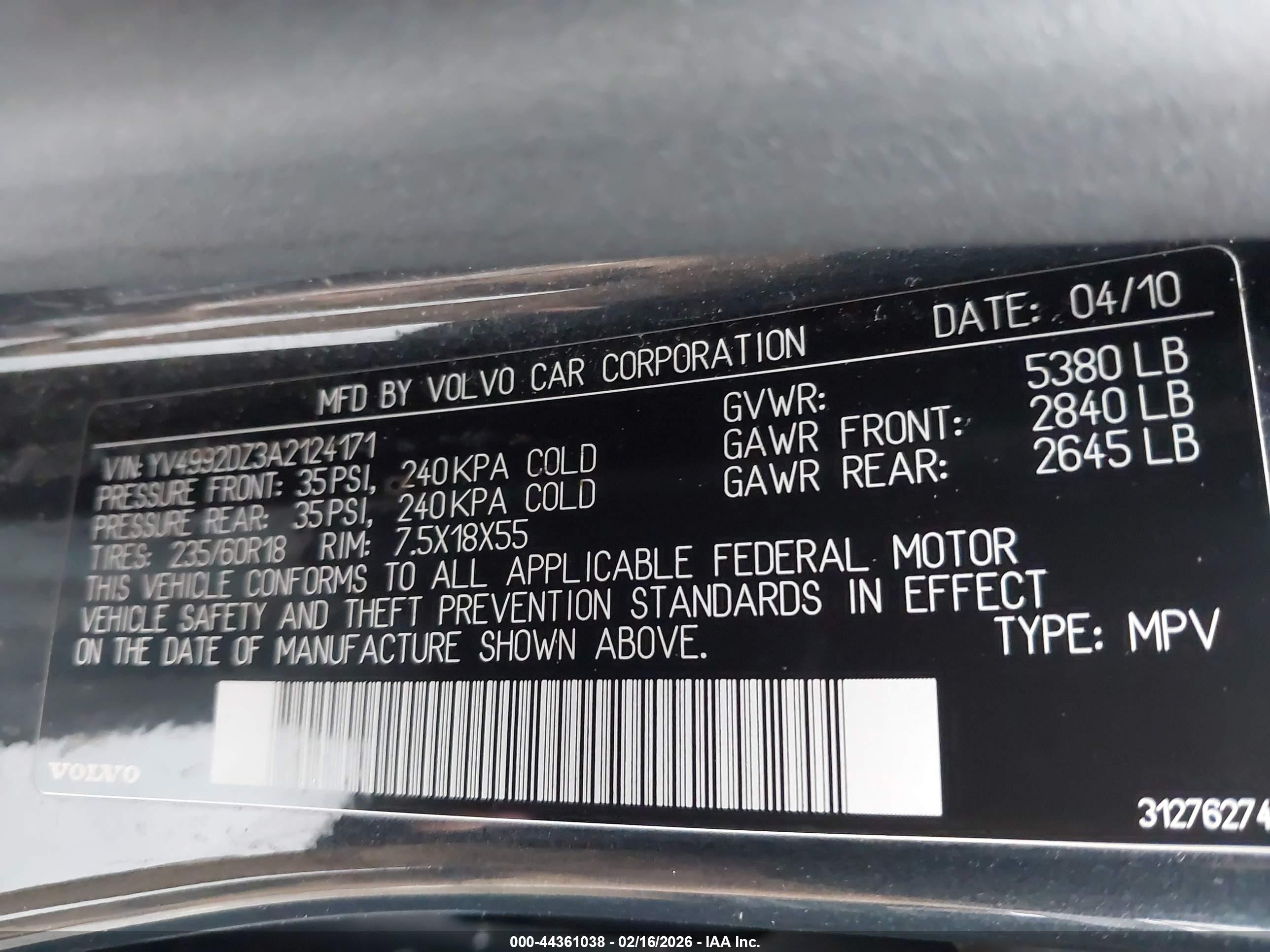 VOLVO XC60 image 9