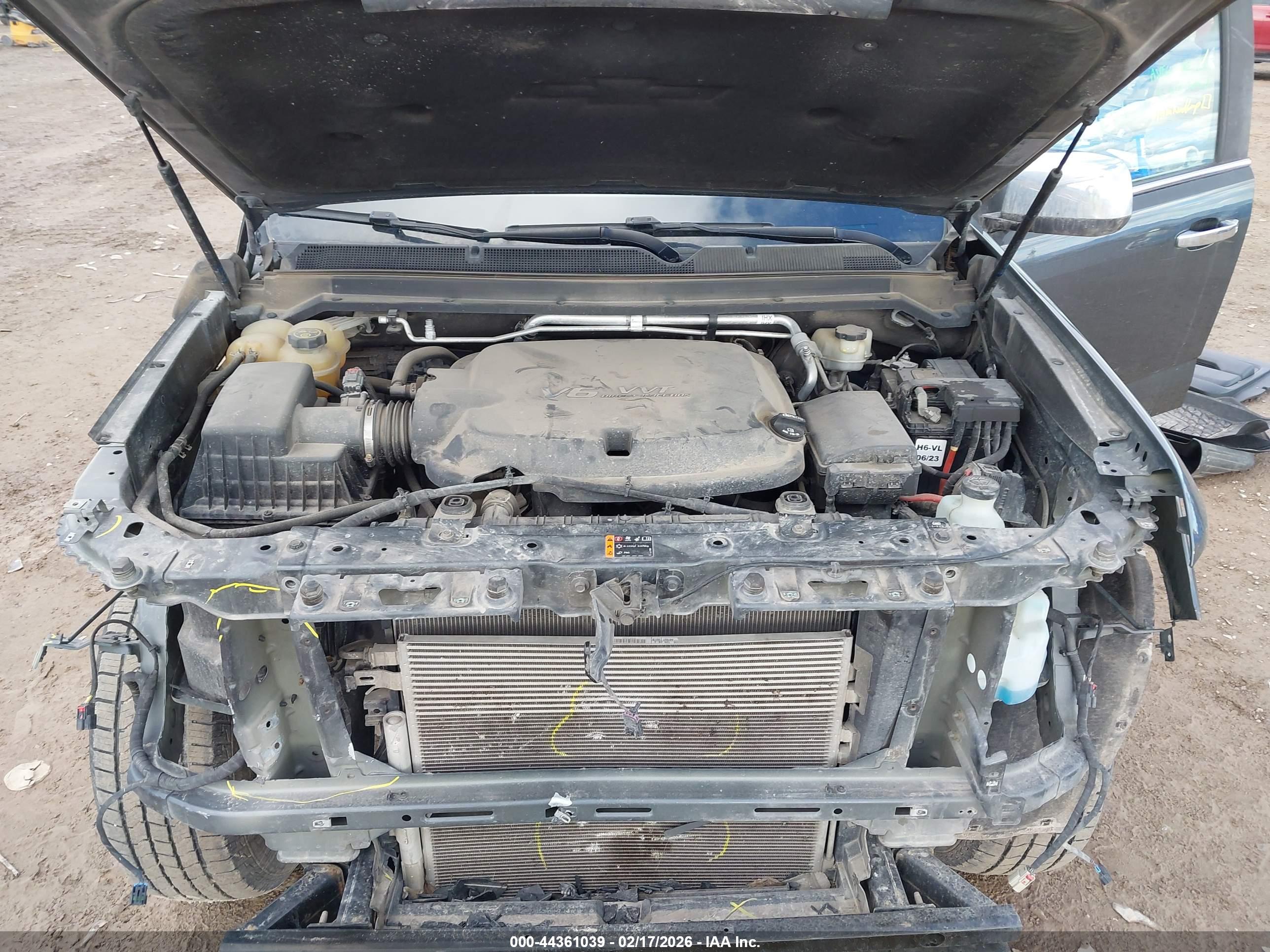 CHEVROLET COLORADO image 10