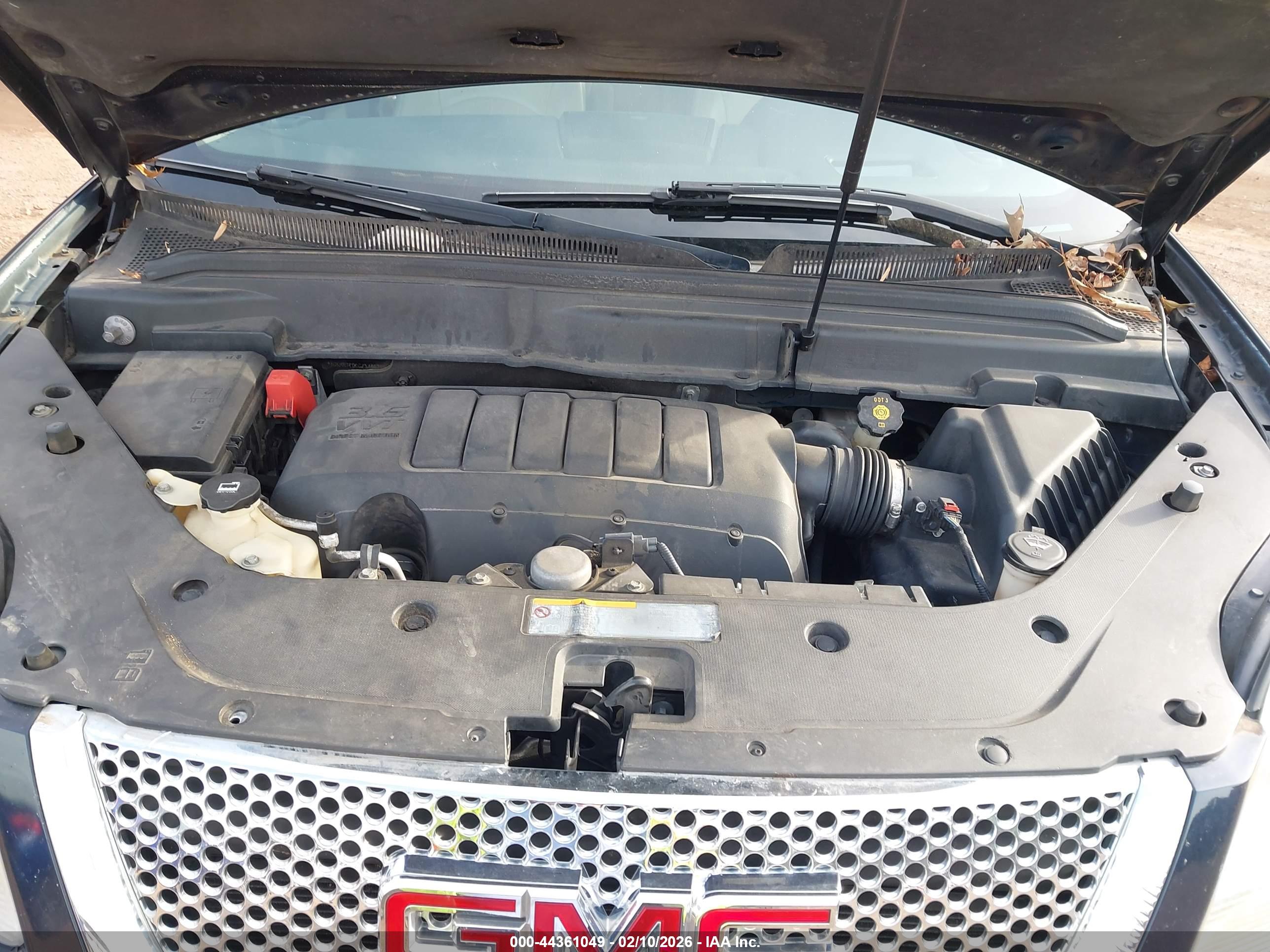 GMC ACADIA image 10