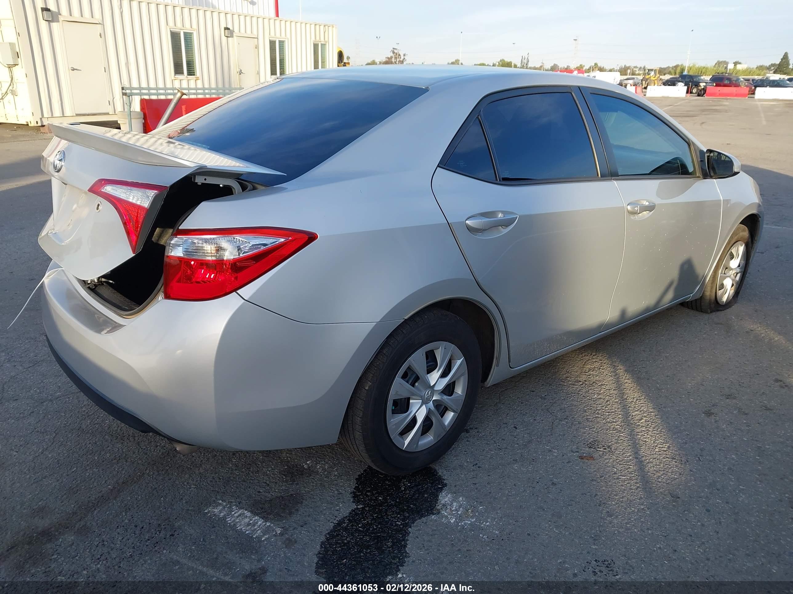 TOYOTA COROLLA image 4
