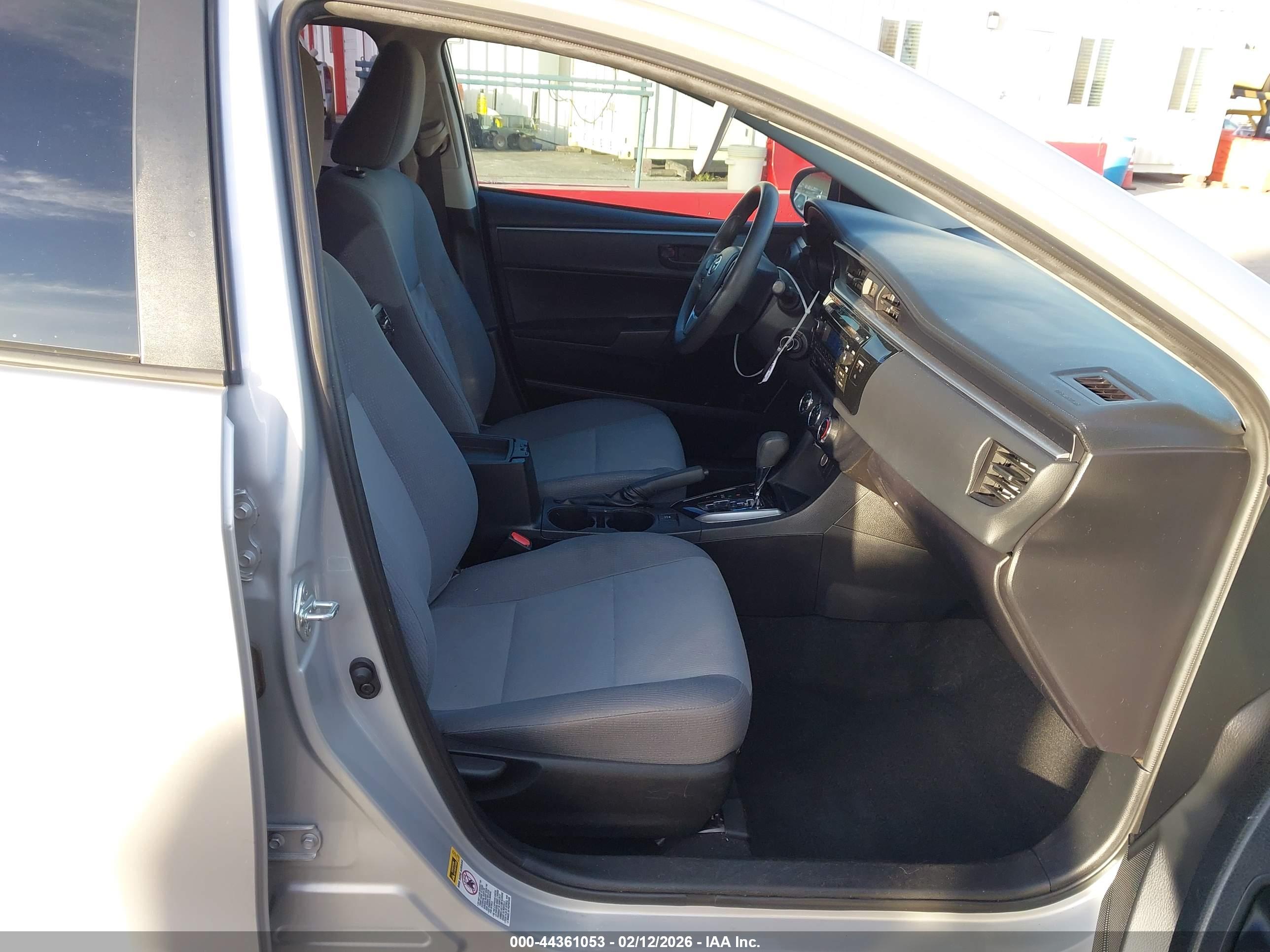 TOYOTA COROLLA image 5