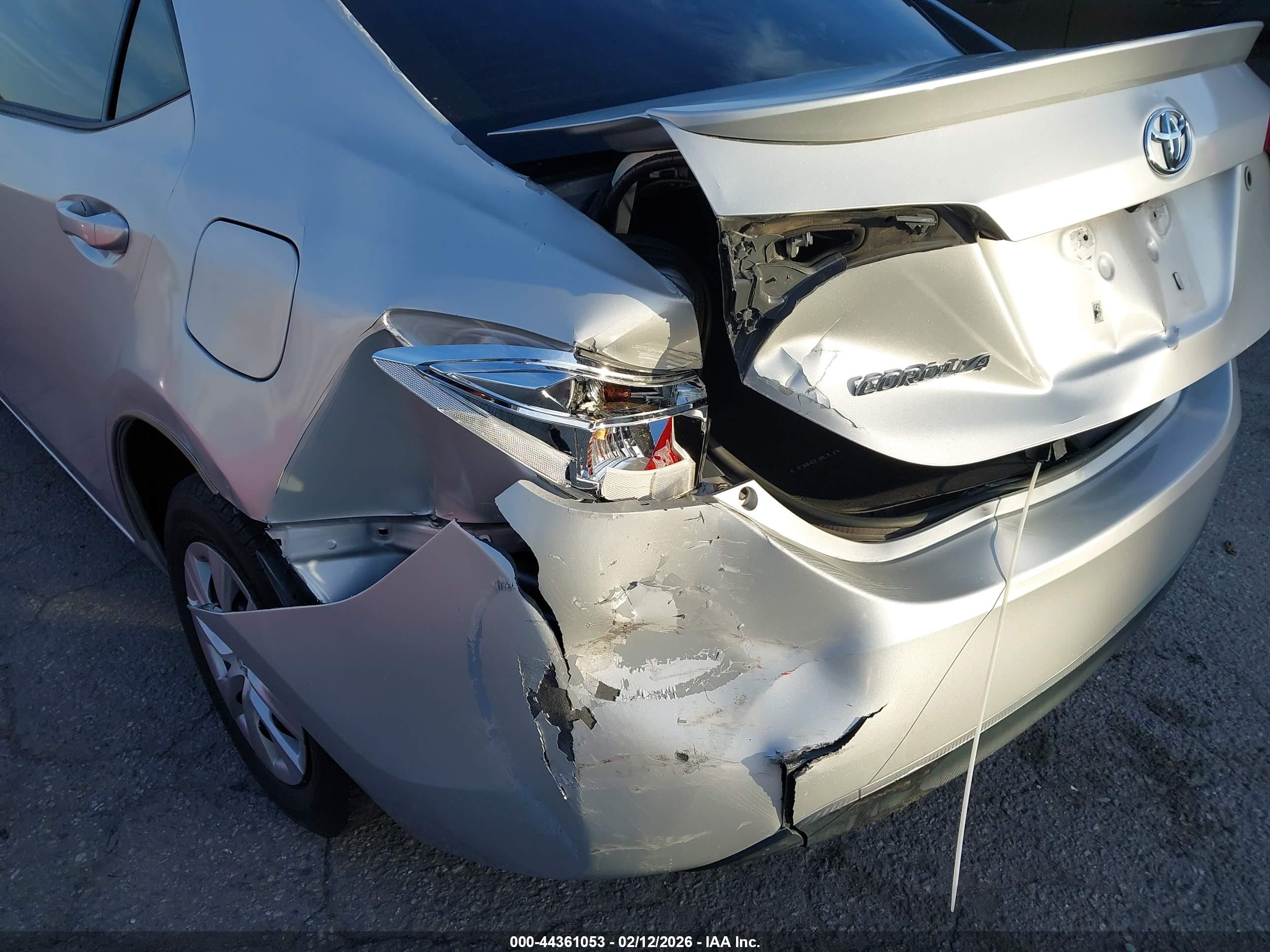 TOYOTA COROLLA image 6