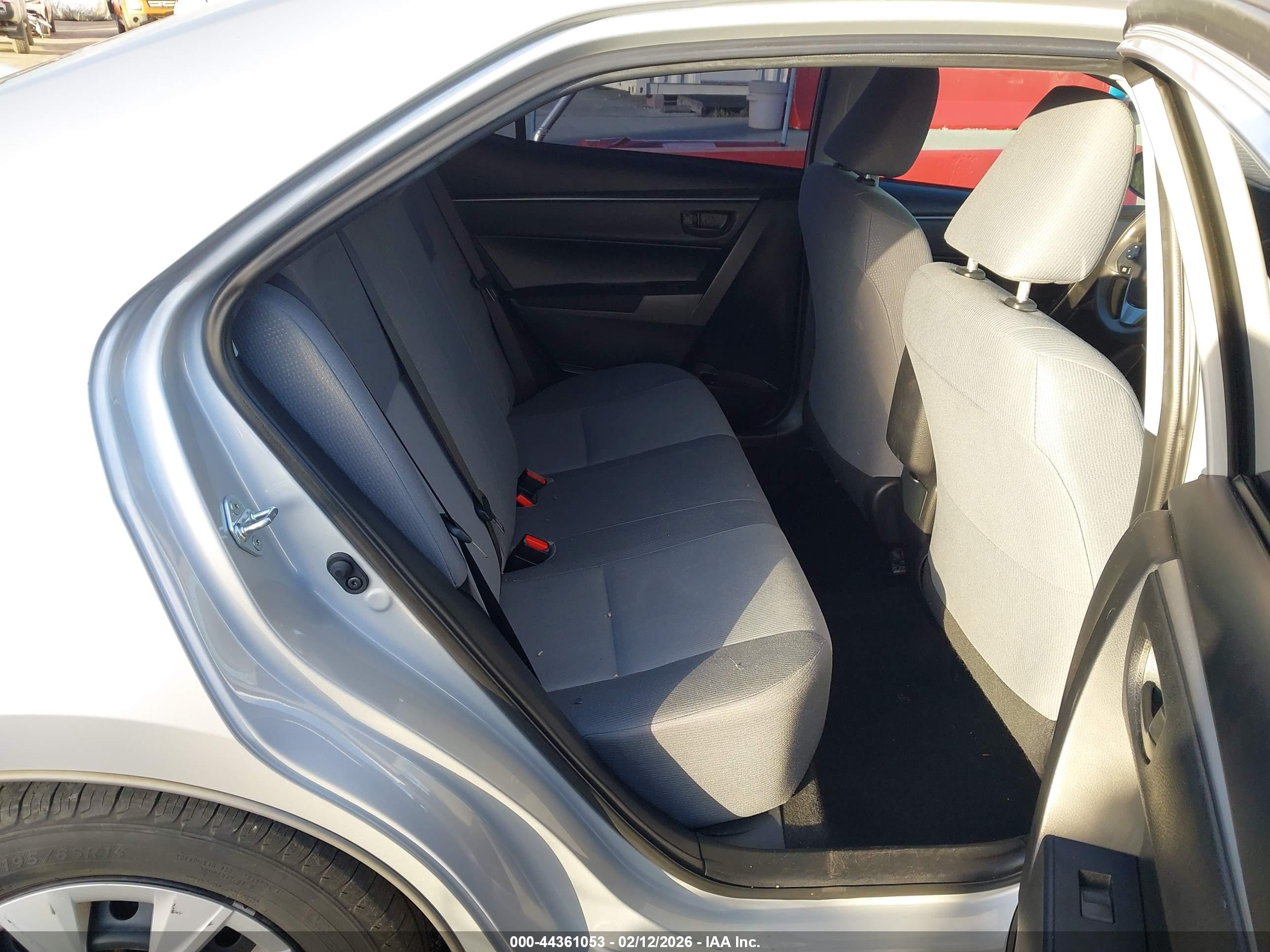 TOYOTA COROLLA image 8