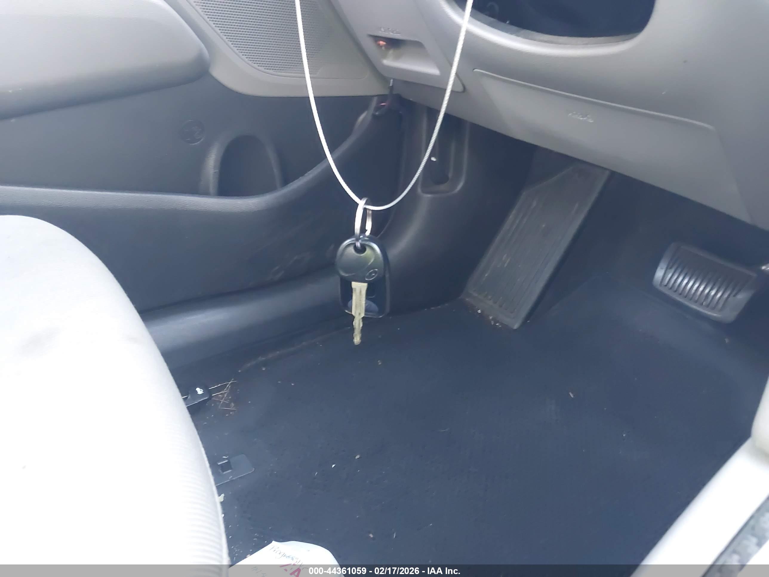HYUNDAI ELANTRA image 11