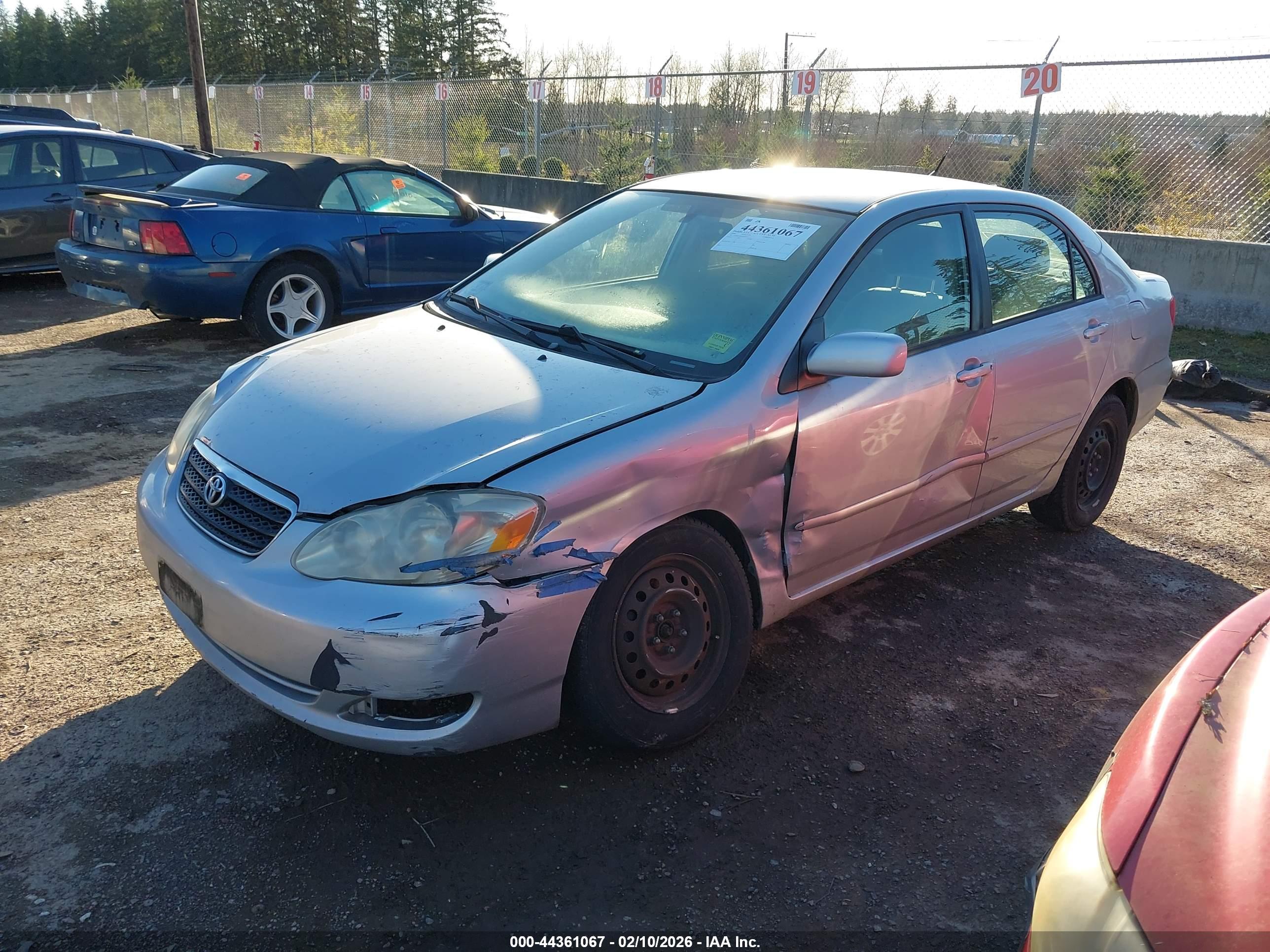 TOYOTA COROLLA image 2